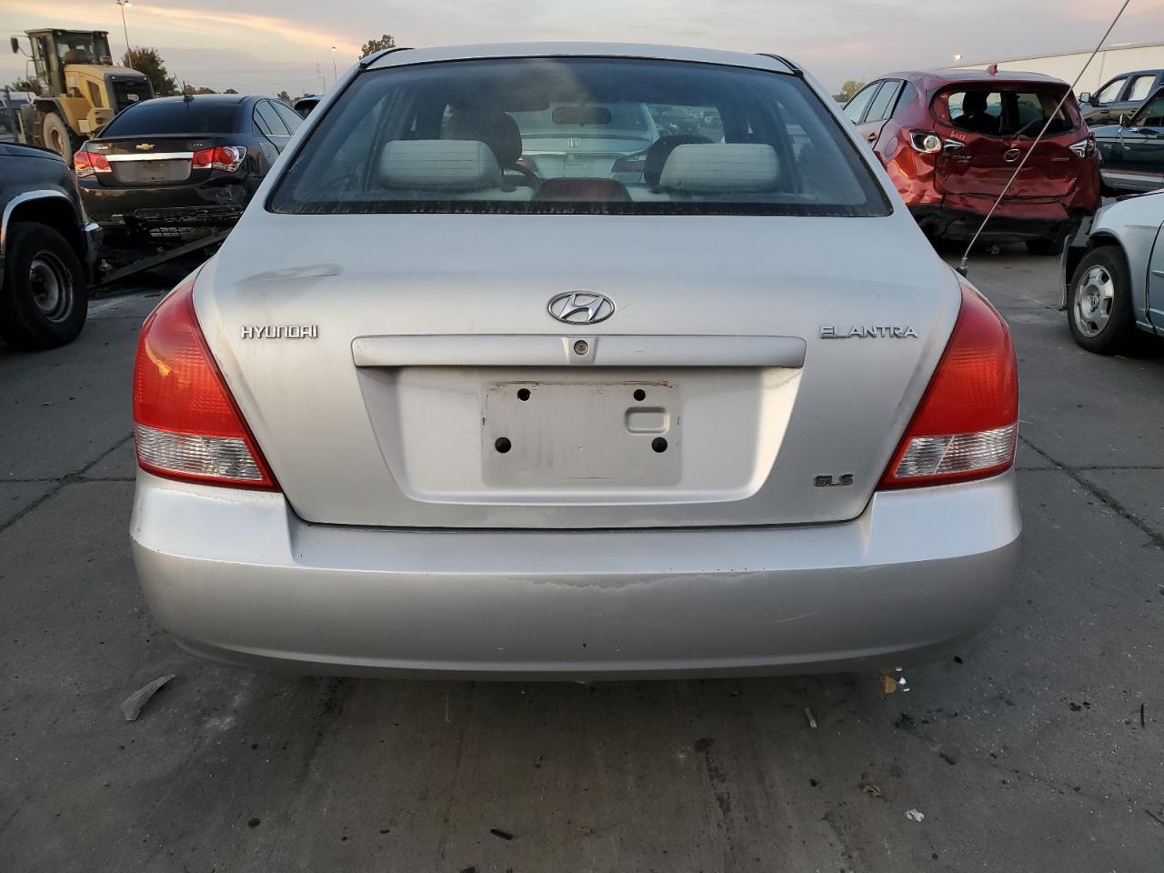 Photo 5 VIN: KMHDN45D92U268333 - HYUNDAI ELANTRA 