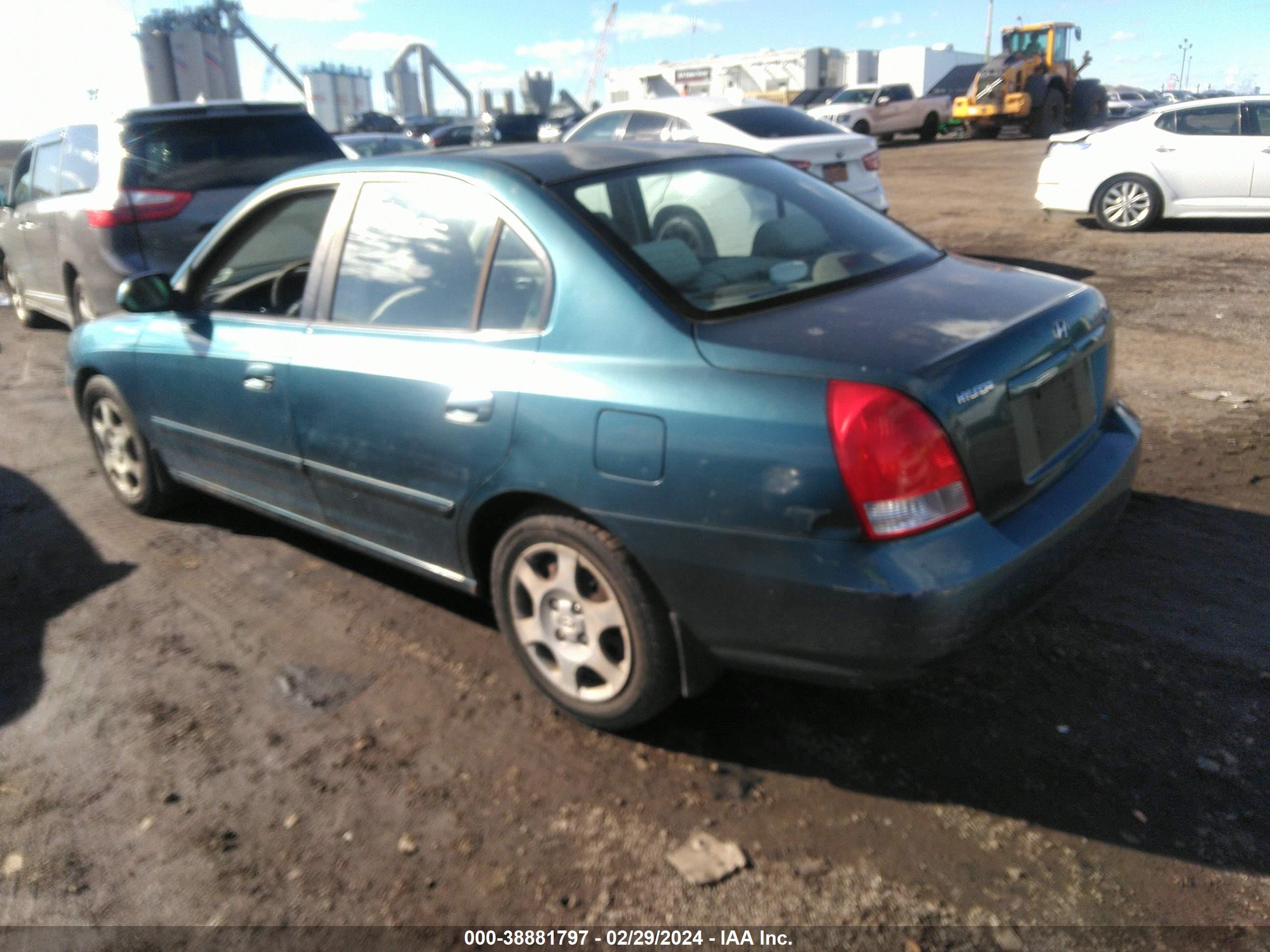 Photo 2 VIN: KMHDN45DX1U121291 - HYUNDAI ELANTRA 