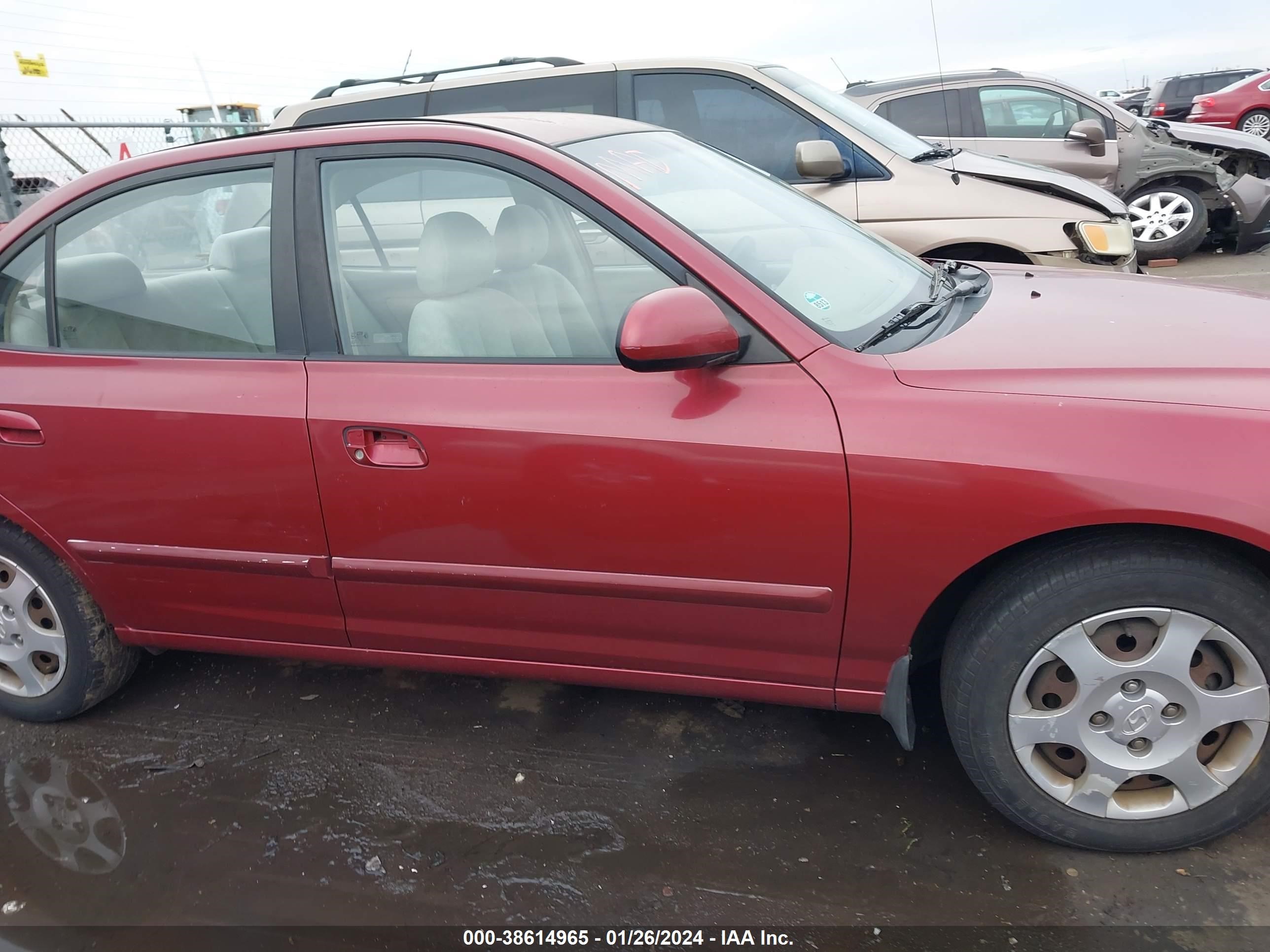 Photo 12 VIN: KMHDN45DX24452647 - HYUNDAI ELANTRA 