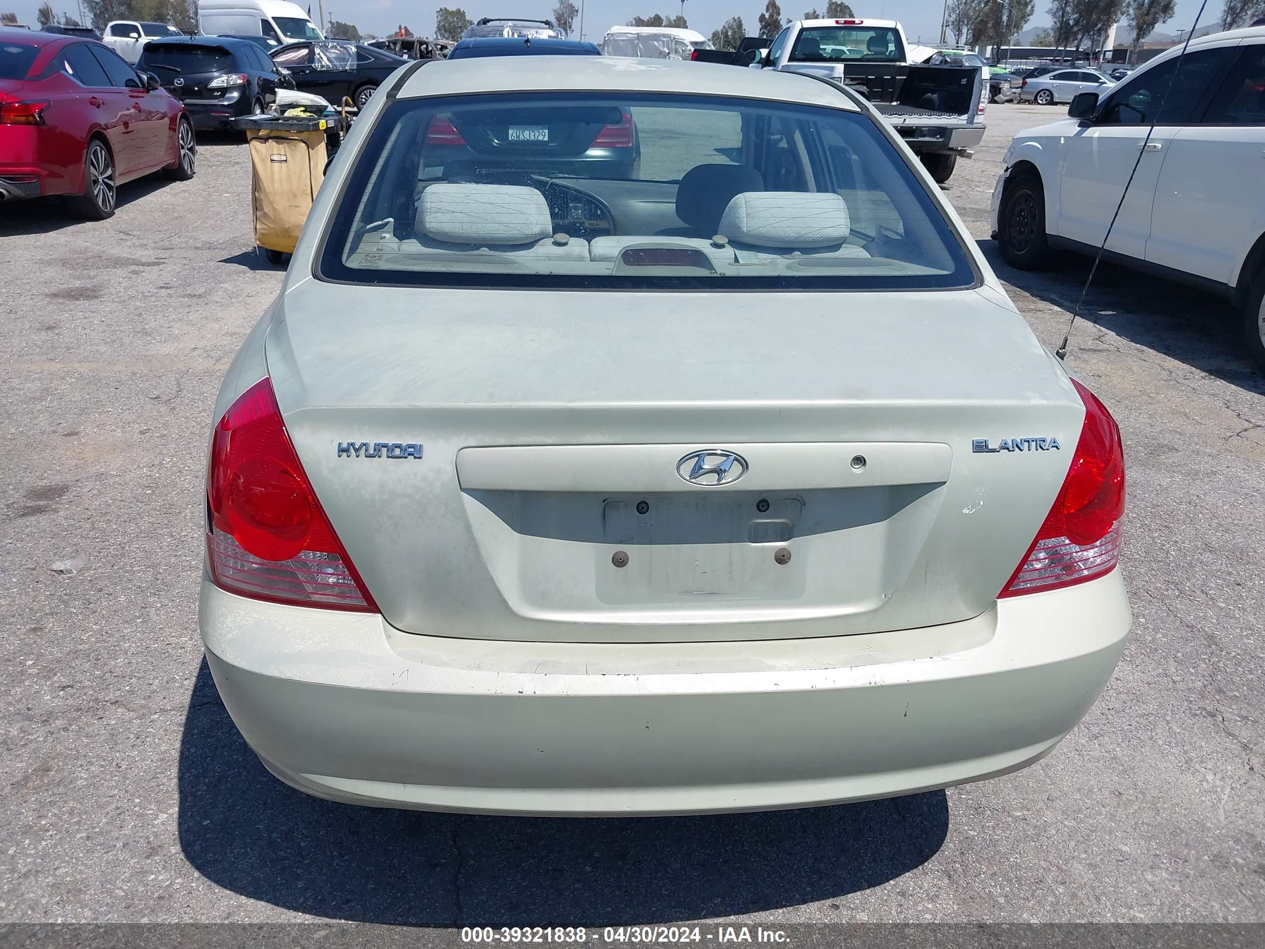 Photo 15 VIN: KMHDN46D04U723118 - HYUNDAI ELANTRA 