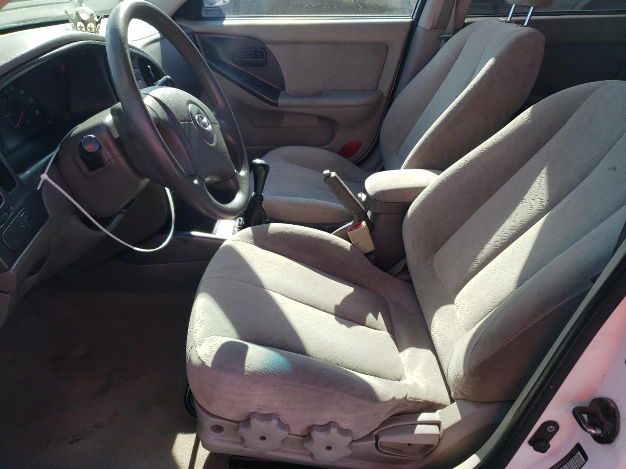 Photo 6 VIN: KMHDN46D05U110059 - HYUNDAI ELANTRA 