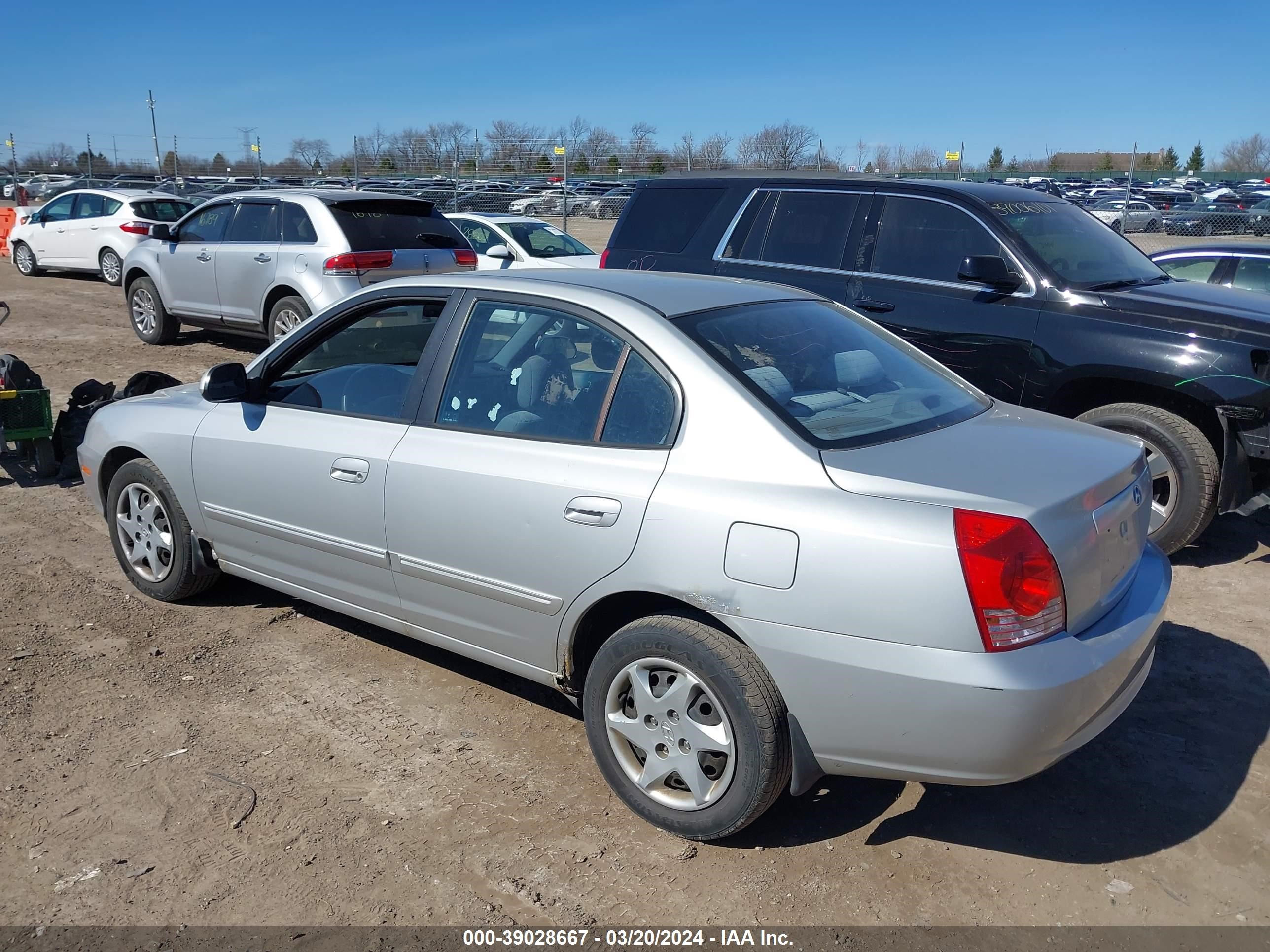 Photo 2 VIN: KMHDN46D15U173848 - HYUNDAI ELANTRA 