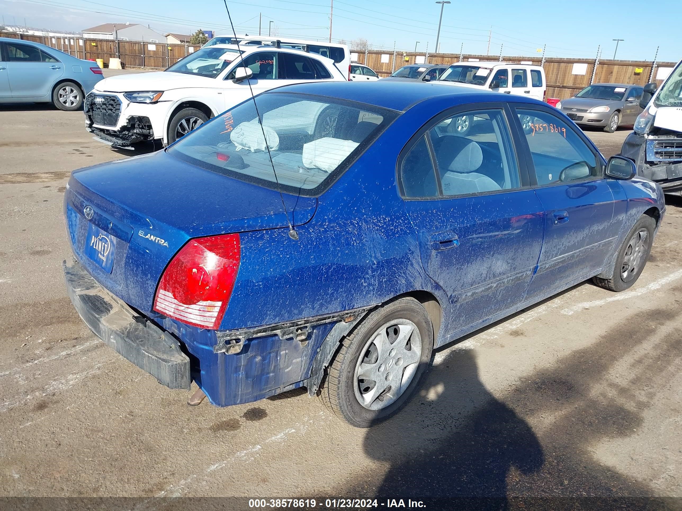 Photo 3 VIN: KMHDN46D16U324334 - HYUNDAI ELANTRA 