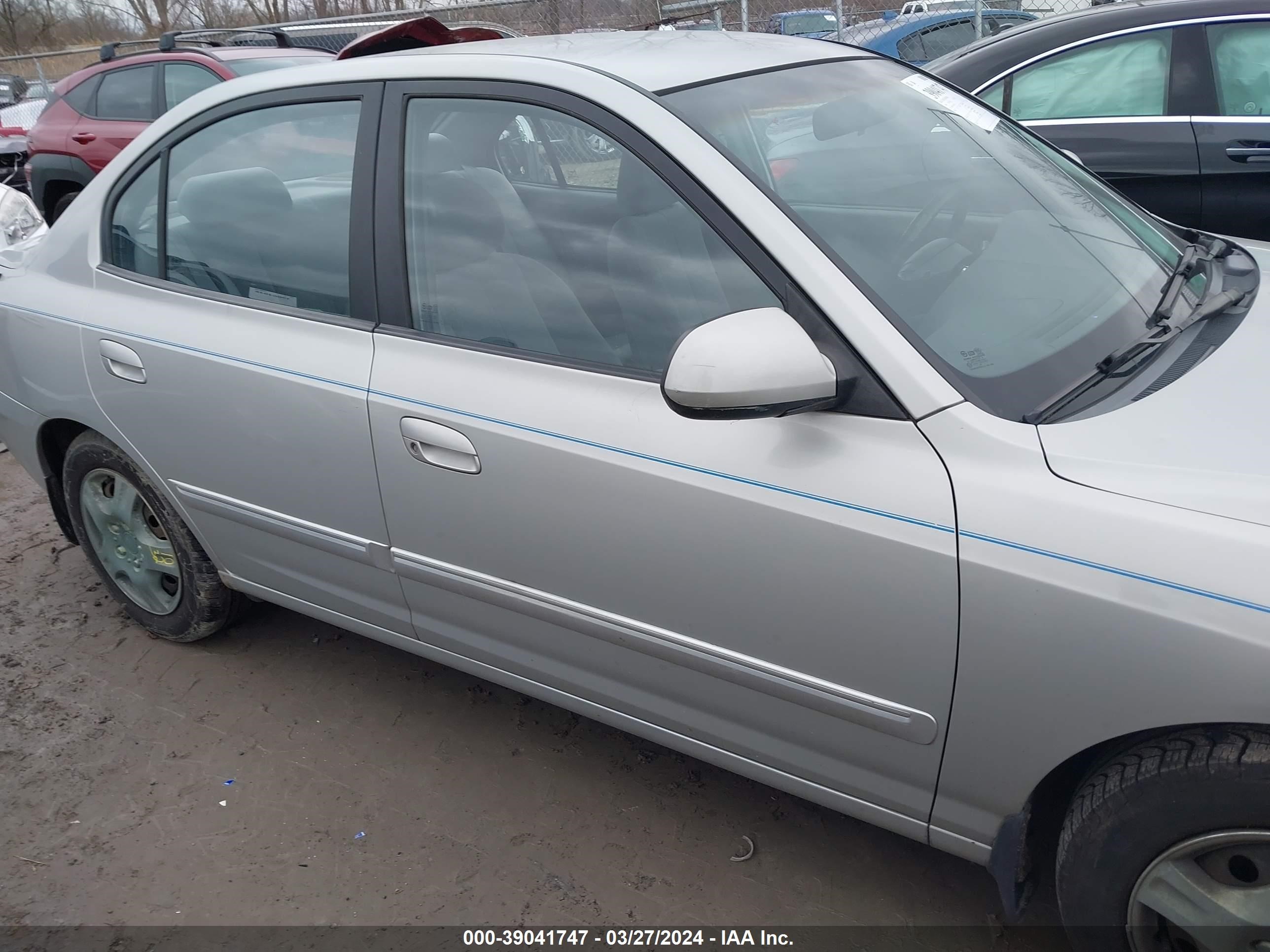 Photo 12 VIN: KMHDN46D36U333231 - HYUNDAI ELANTRA 