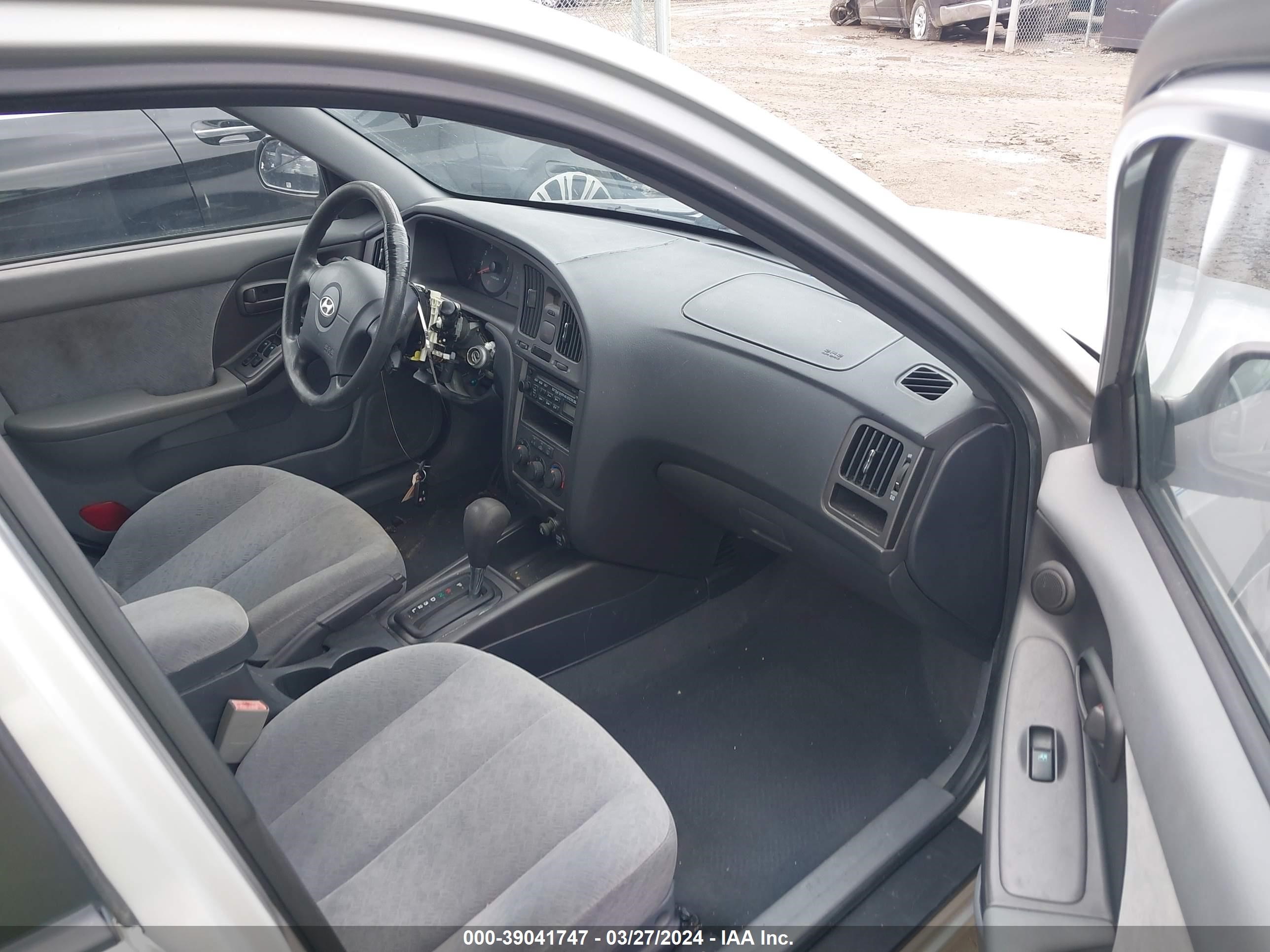 Photo 4 VIN: KMHDN46D36U333231 - HYUNDAI ELANTRA 