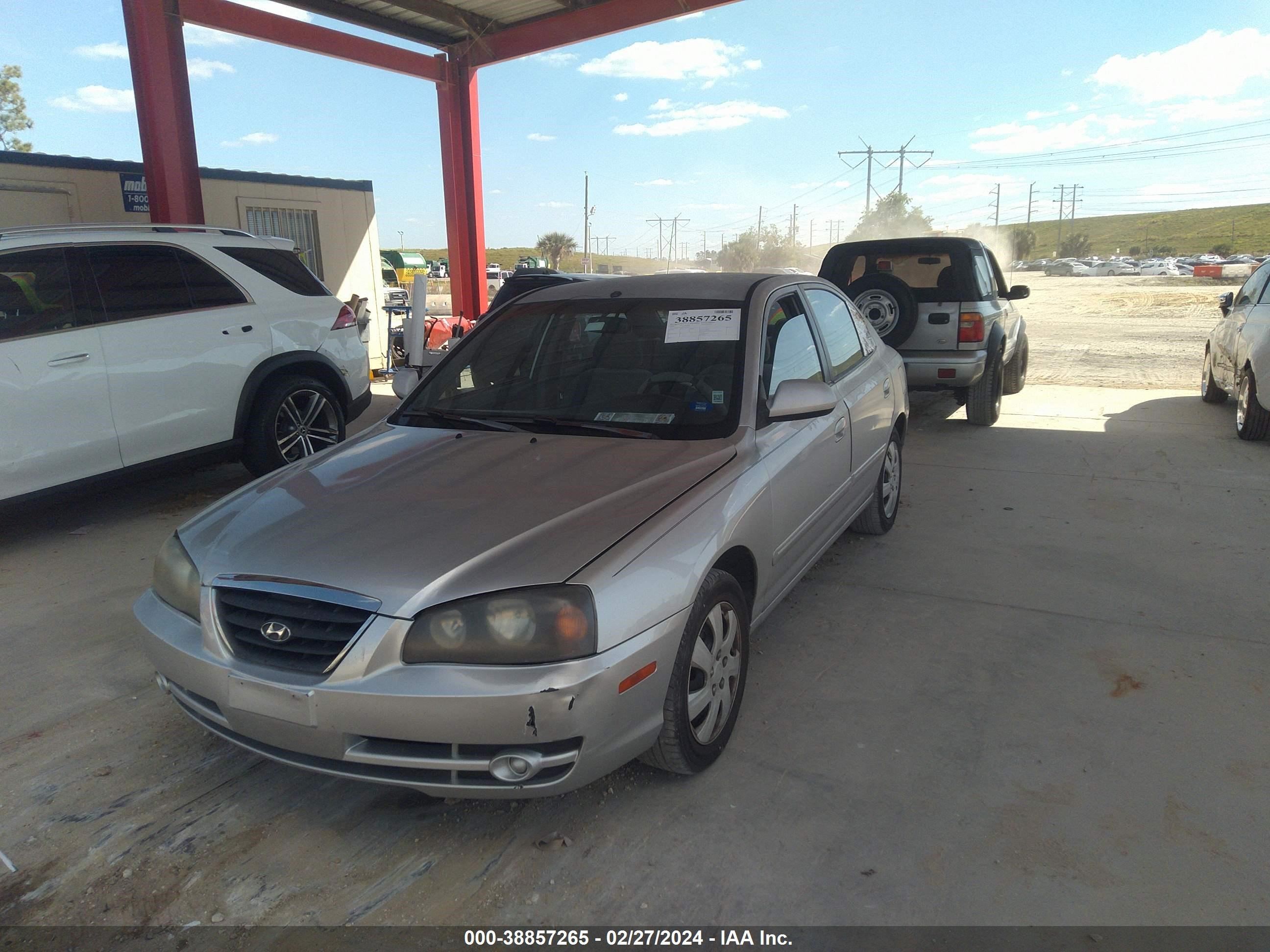 Photo 1 VIN: KMHDN46D55U970877 - HYUNDAI ELANTRA 