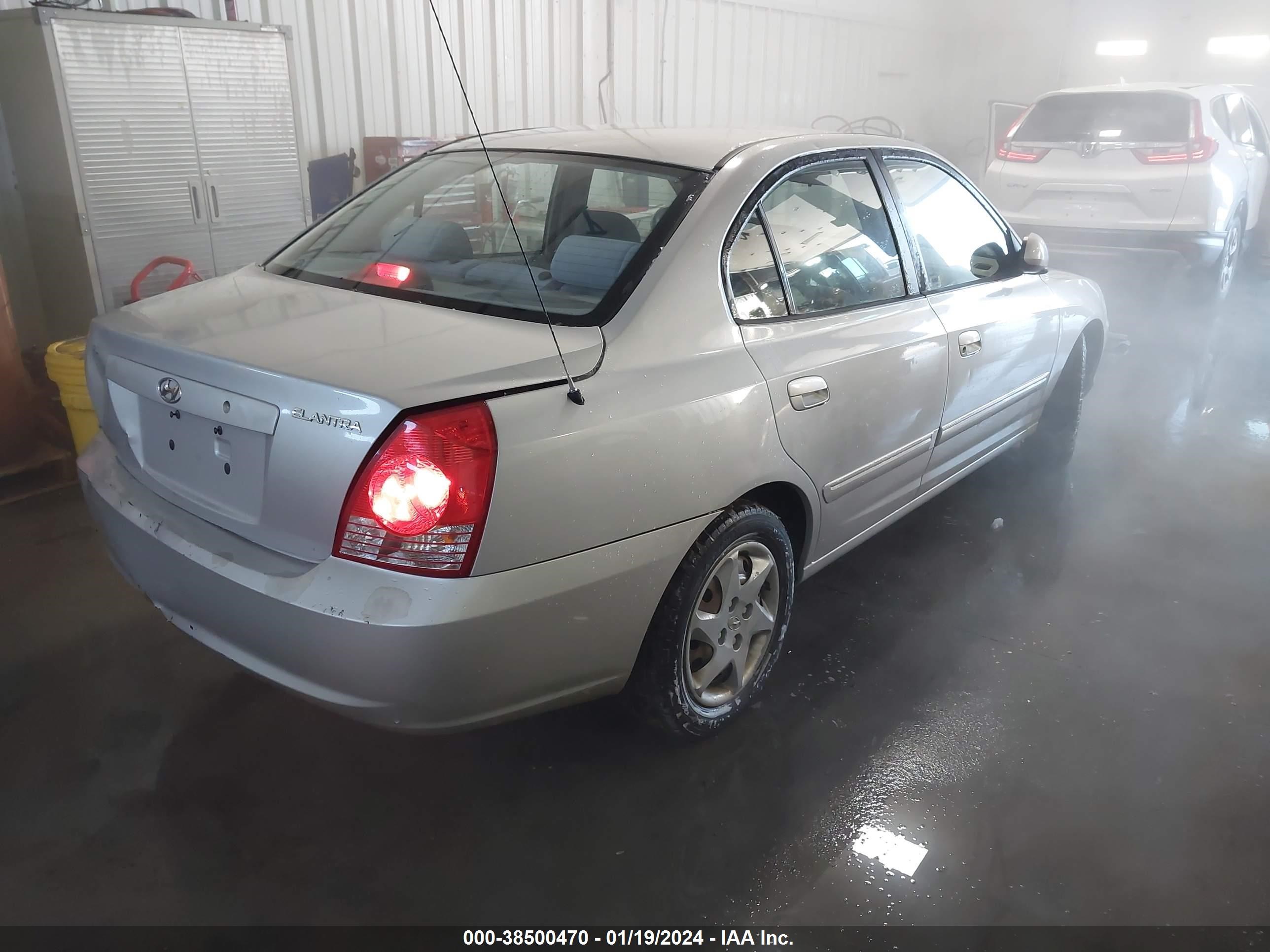 Photo 3 VIN: KMHDN46D56U249363 - HYUNDAI ELANTRA 