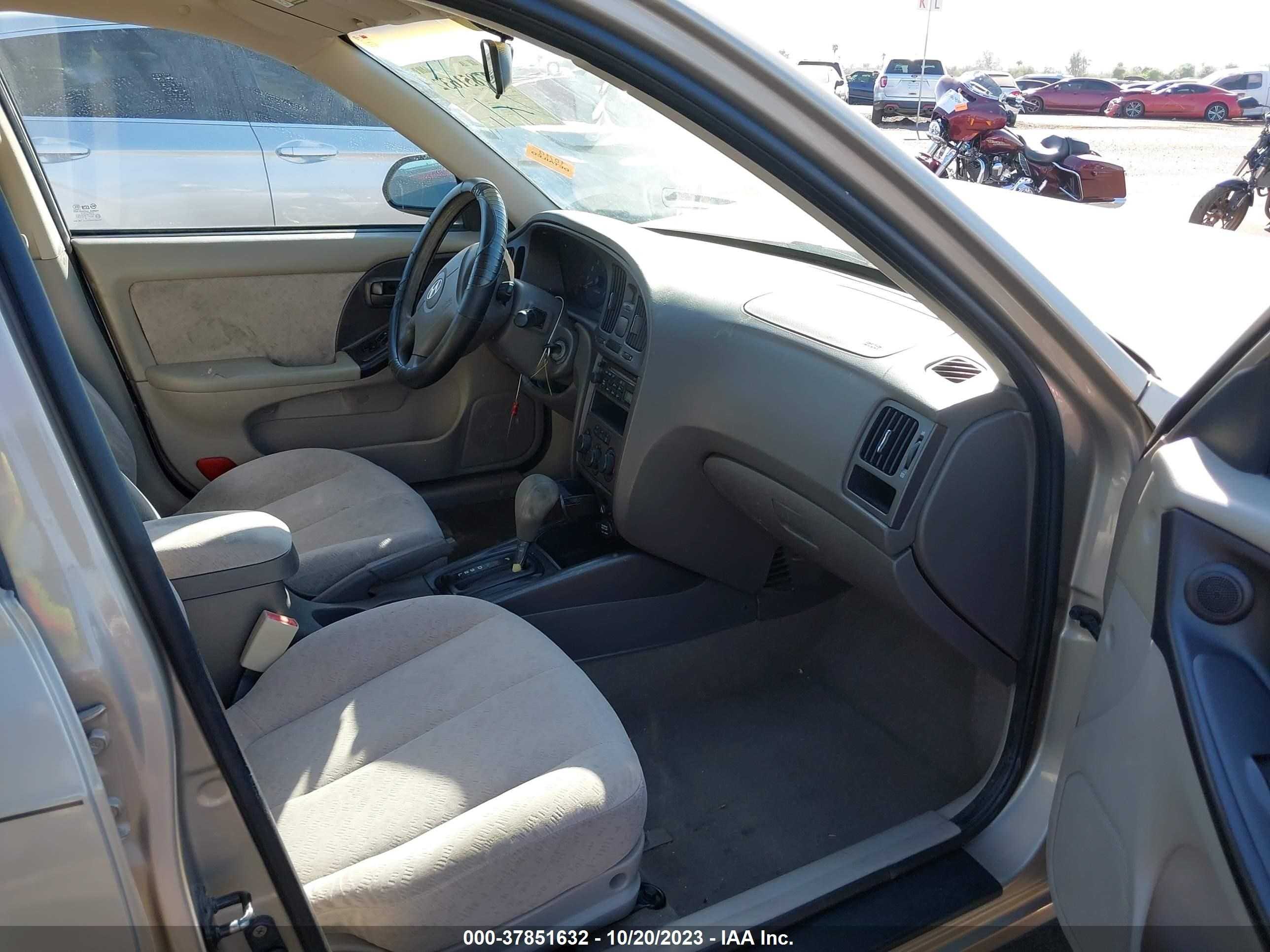 Photo 4 VIN: KMHDN46D66U375649 - HYUNDAI ELANTRA 