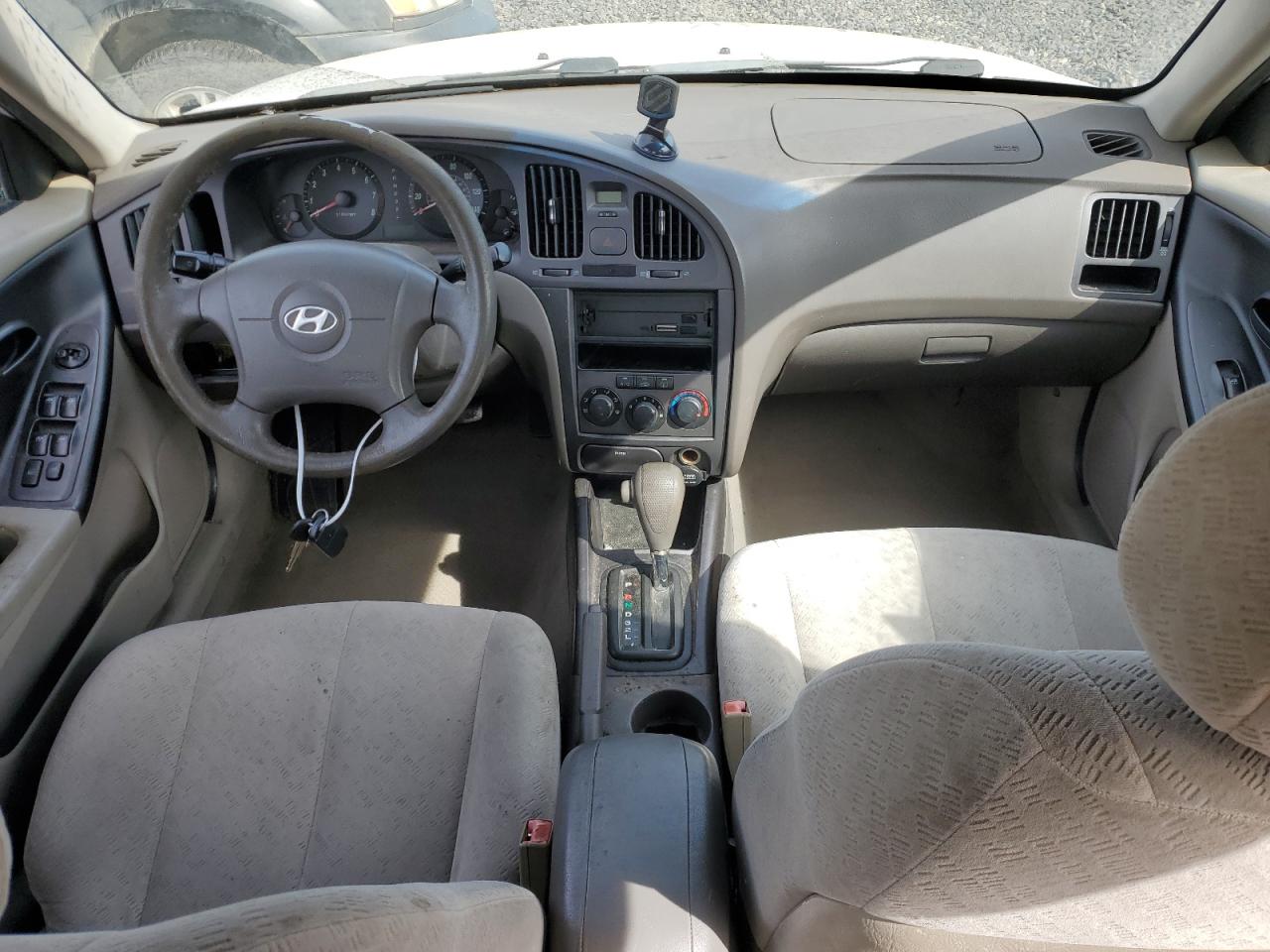 Photo 7 VIN: KMHDN46D74U769951 - HYUNDAI ELANTRA 