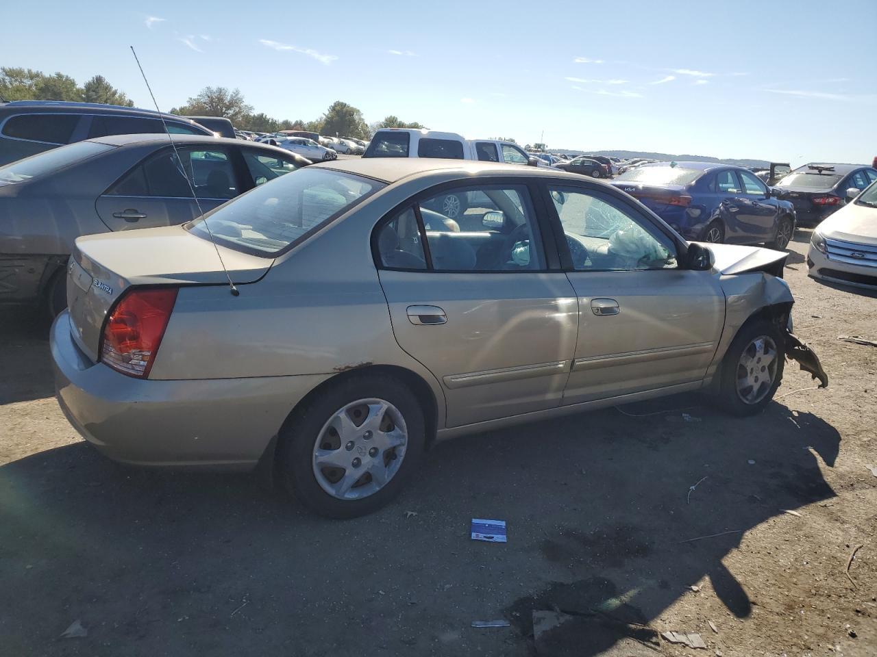 Photo 2 VIN: KMHDN46D95U194317 - HYUNDAI ELANTRA 