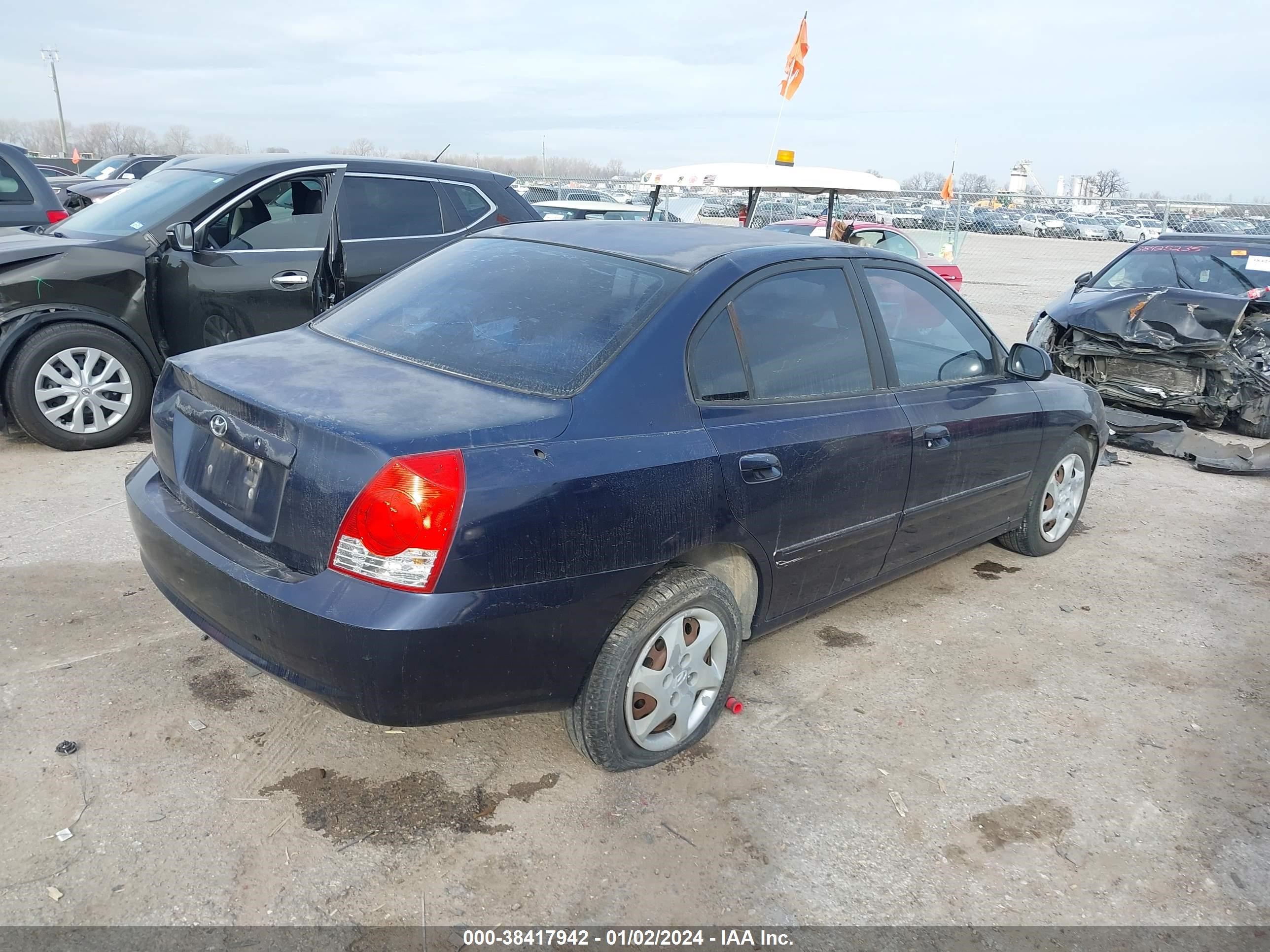 Photo 3 VIN: KMHDN46D95U944945 - HYUNDAI ELANTRA 