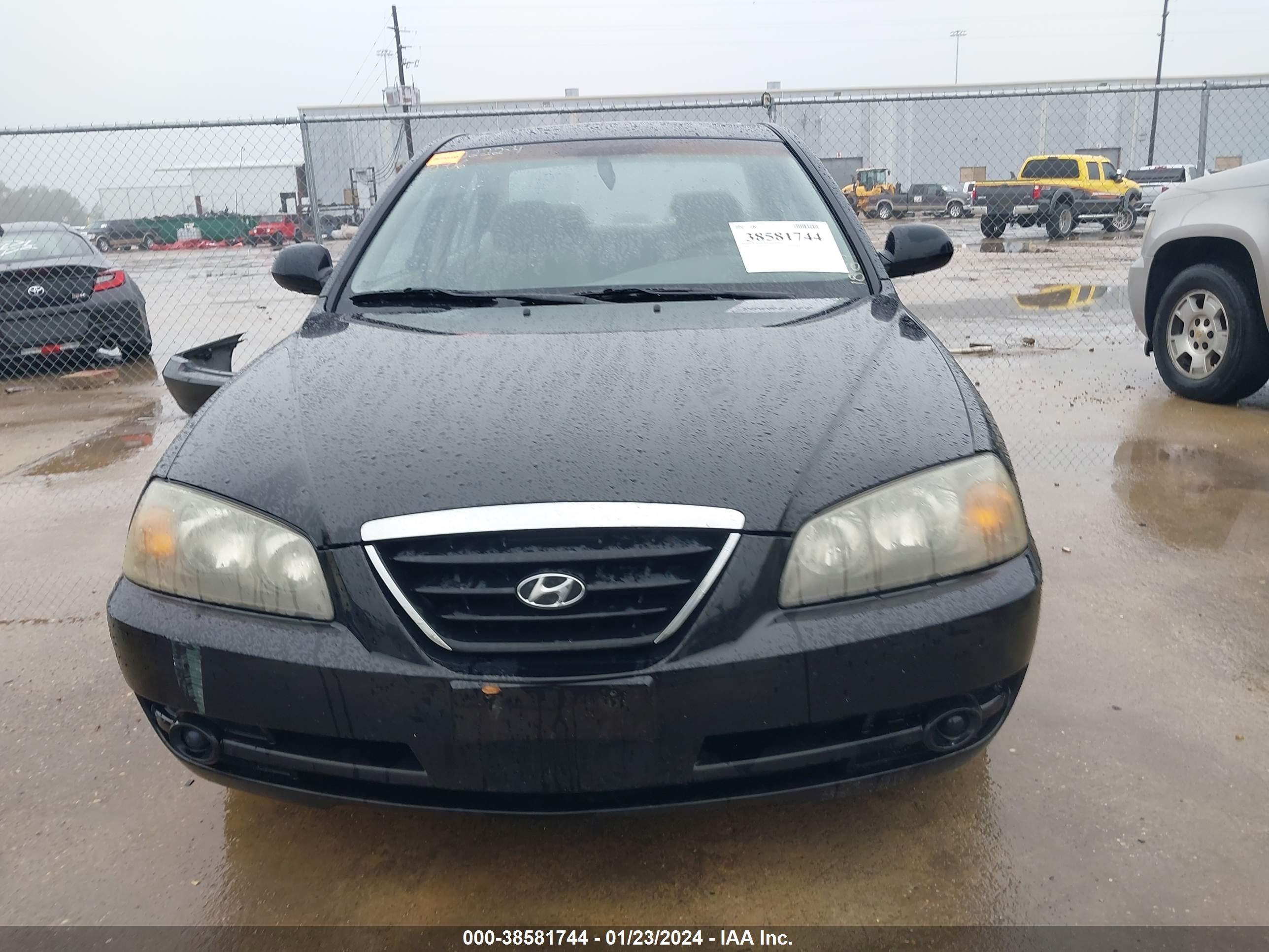 Photo 12 VIN: KMHDN46DX6U271889 - HYUNDAI ELANTRA 