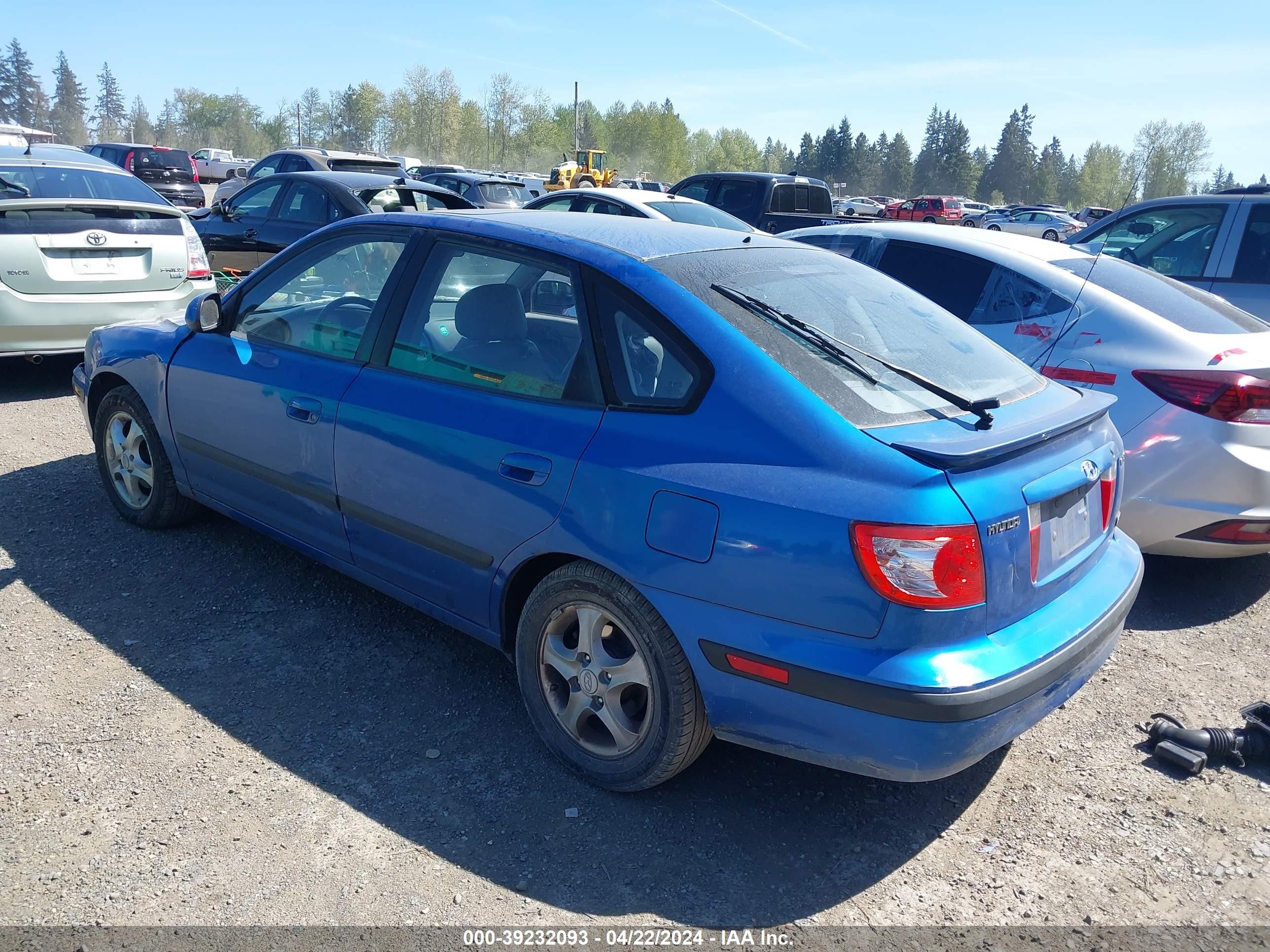 Photo 2 VIN: KMHDN56D14U124010 - HYUNDAI ELANTRA 