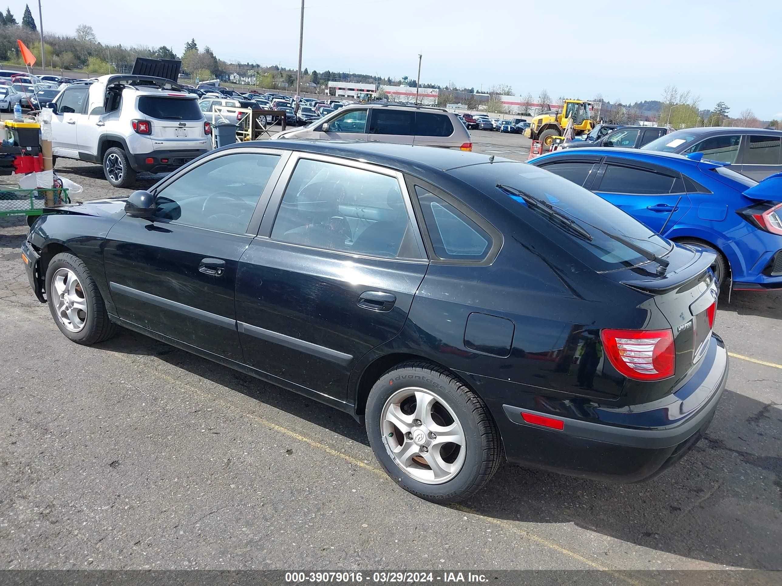 Photo 2 VIN: KMHDN56D76U181539 - HYUNDAI ELANTRA 