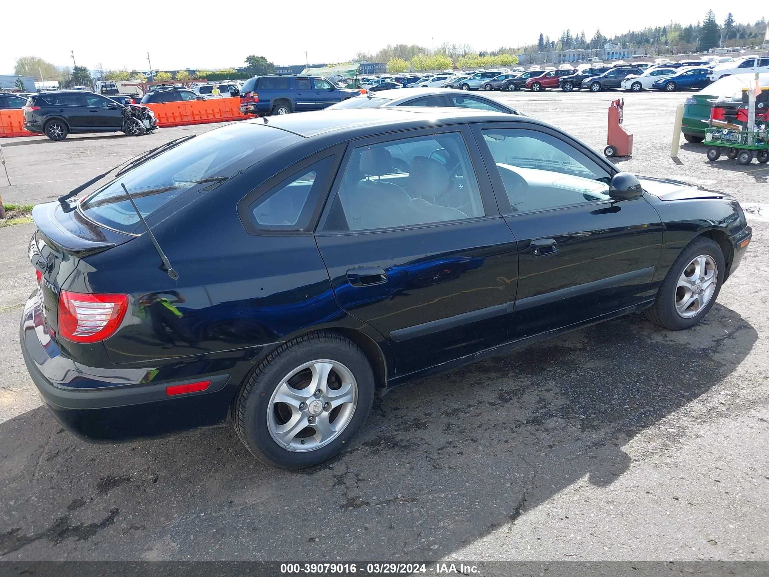 Photo 3 VIN: KMHDN56D76U181539 - HYUNDAI ELANTRA 