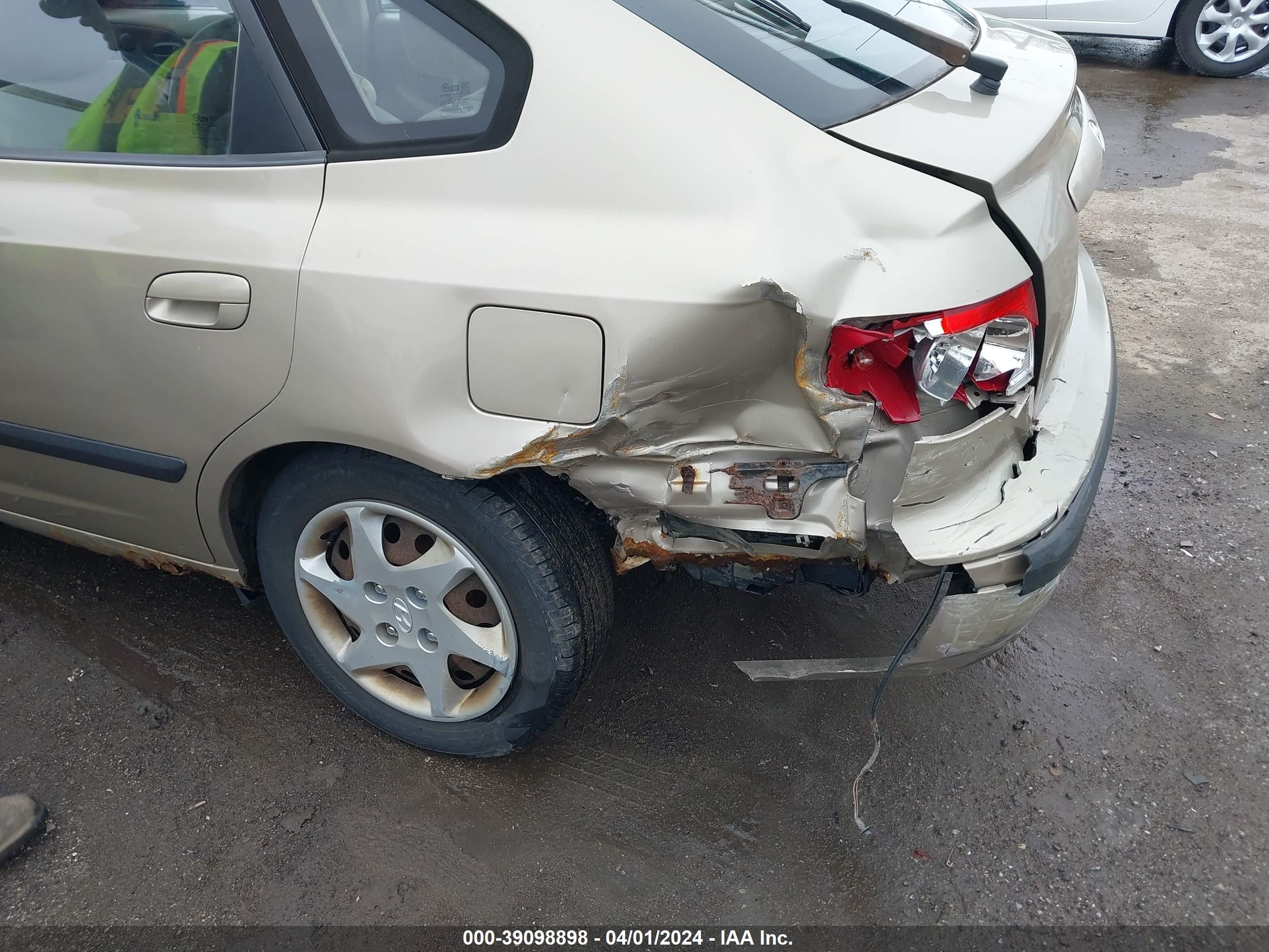 Photo 5 VIN: KMHDN56D86U203189 - HYUNDAI ELANTRA 