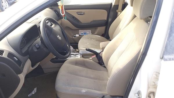 Photo 11 VIN: KMHDT41B6BU084946 - HYUNDAI ELANTRA 