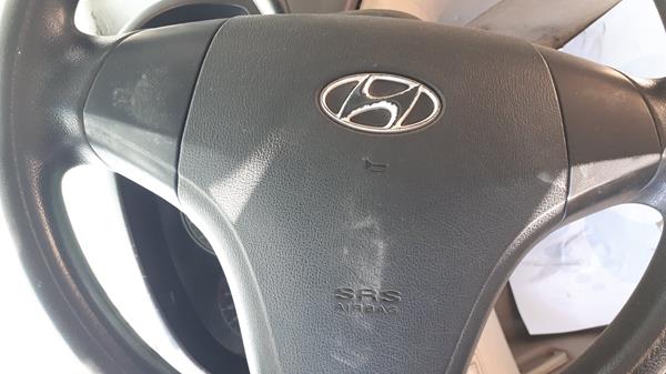 Photo 12 VIN: KMHDT41D47U146451 - HYUNDAI ELANTRA 