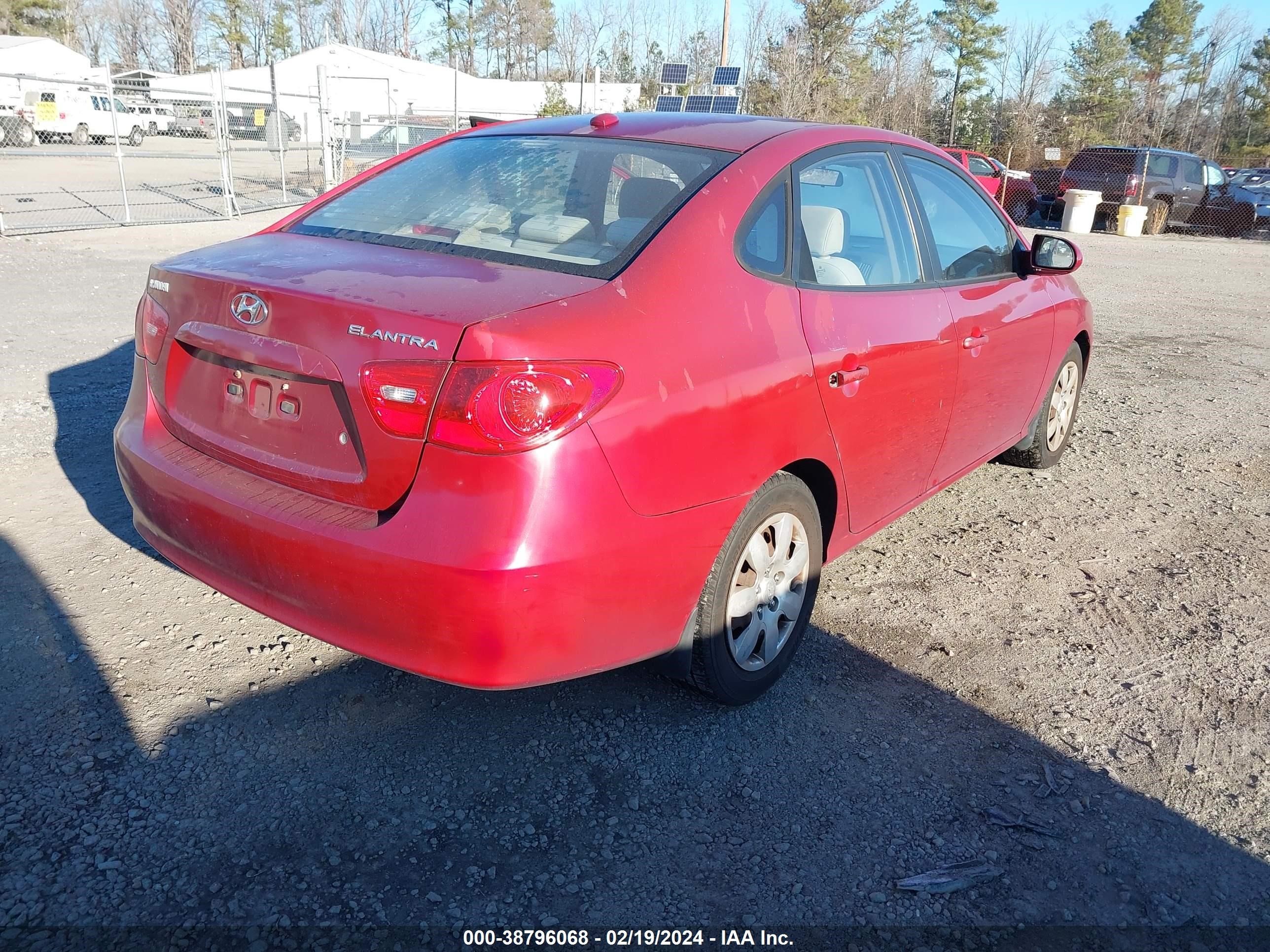 Photo 3 VIN: KMHDU46D07U201063 - HYUNDAI ELANTRA 