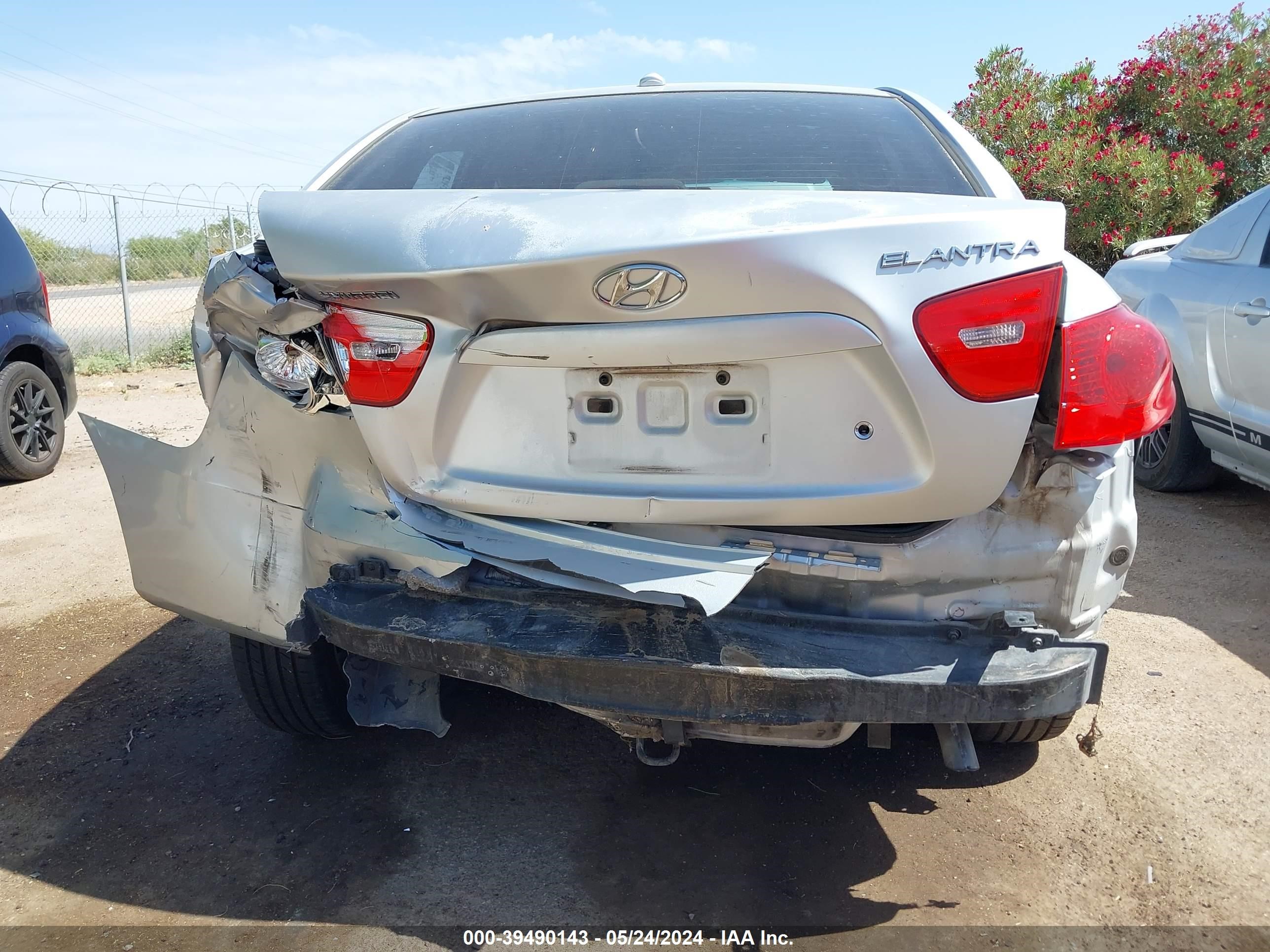 Photo 5 VIN: KMHDU46D08U358089 - HYUNDAI ELANTRA 