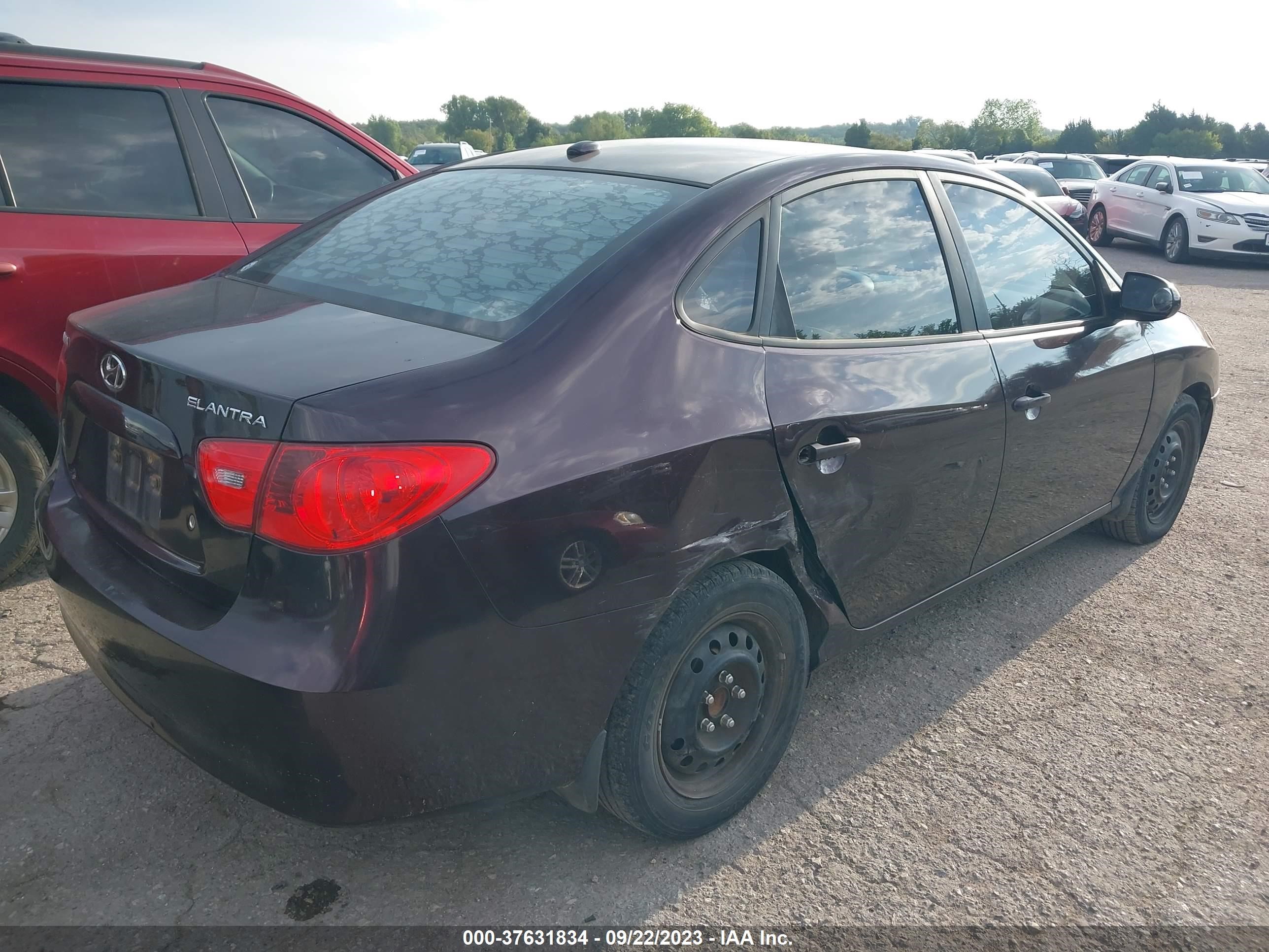 Photo 5 VIN: KMHDU46D08U424592 - HYUNDAI ELANTRA 