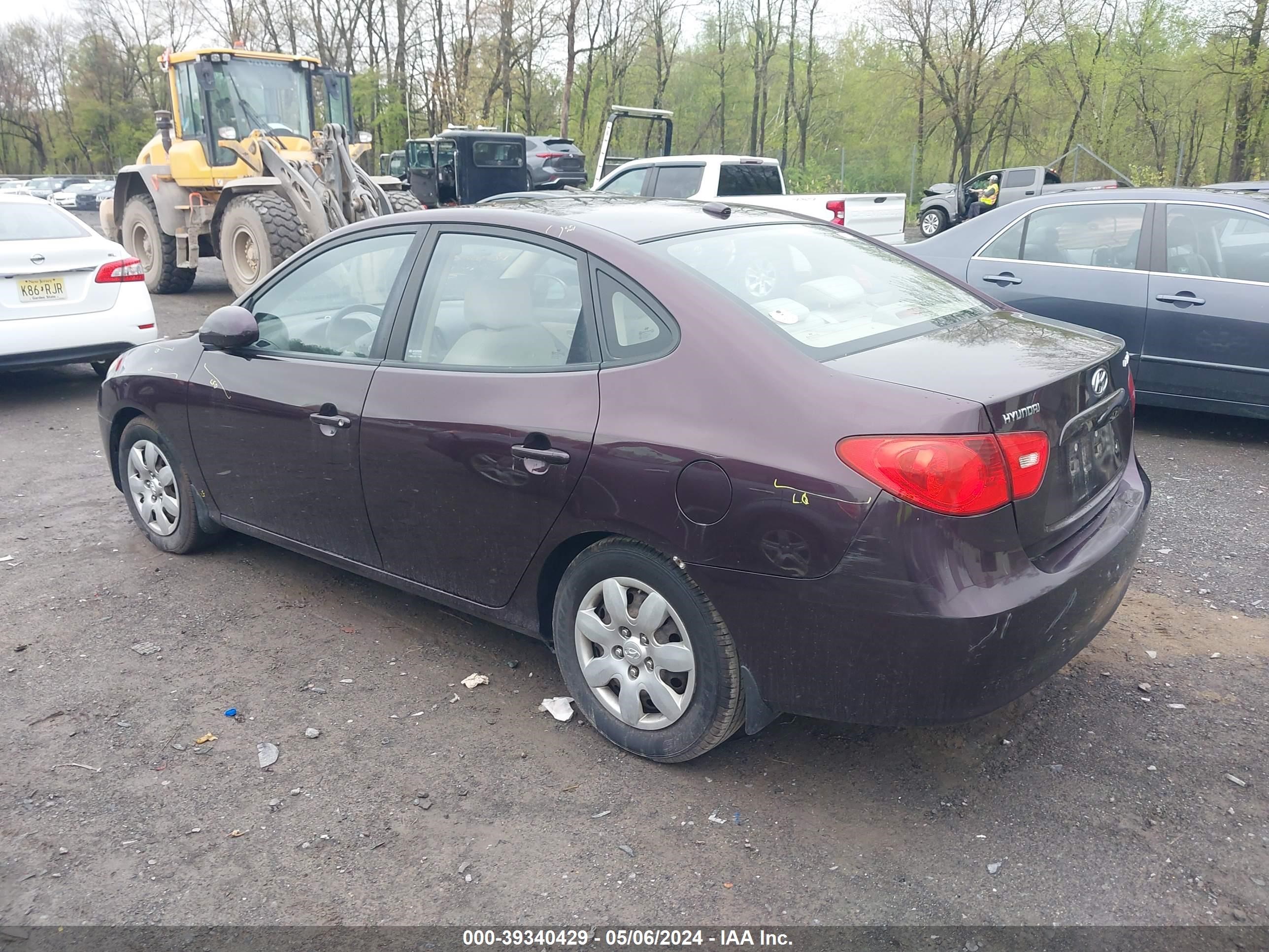 Photo 2 VIN: KMHDU46D17U269680 - HYUNDAI ELANTRA 