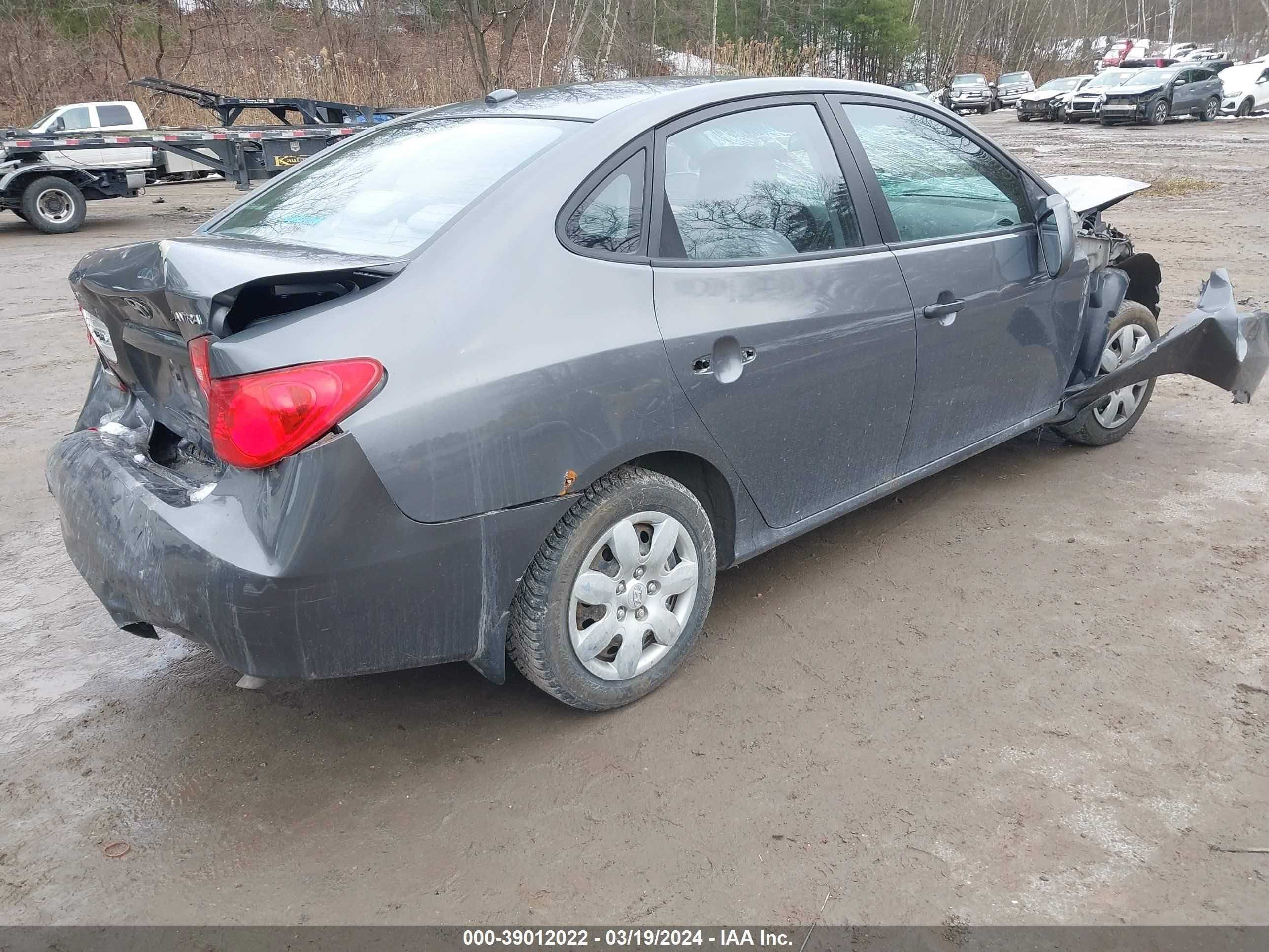 Photo 3 VIN: KMHDU46D18U499172 - HYUNDAI ELANTRA 