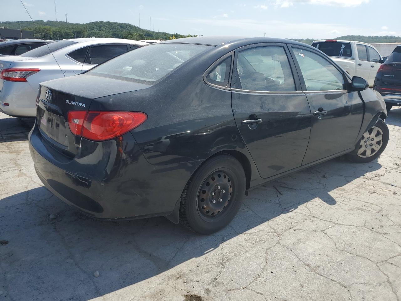 Photo 2 VIN: KMHDU46D27U031837 - HYUNDAI ELANTRA 