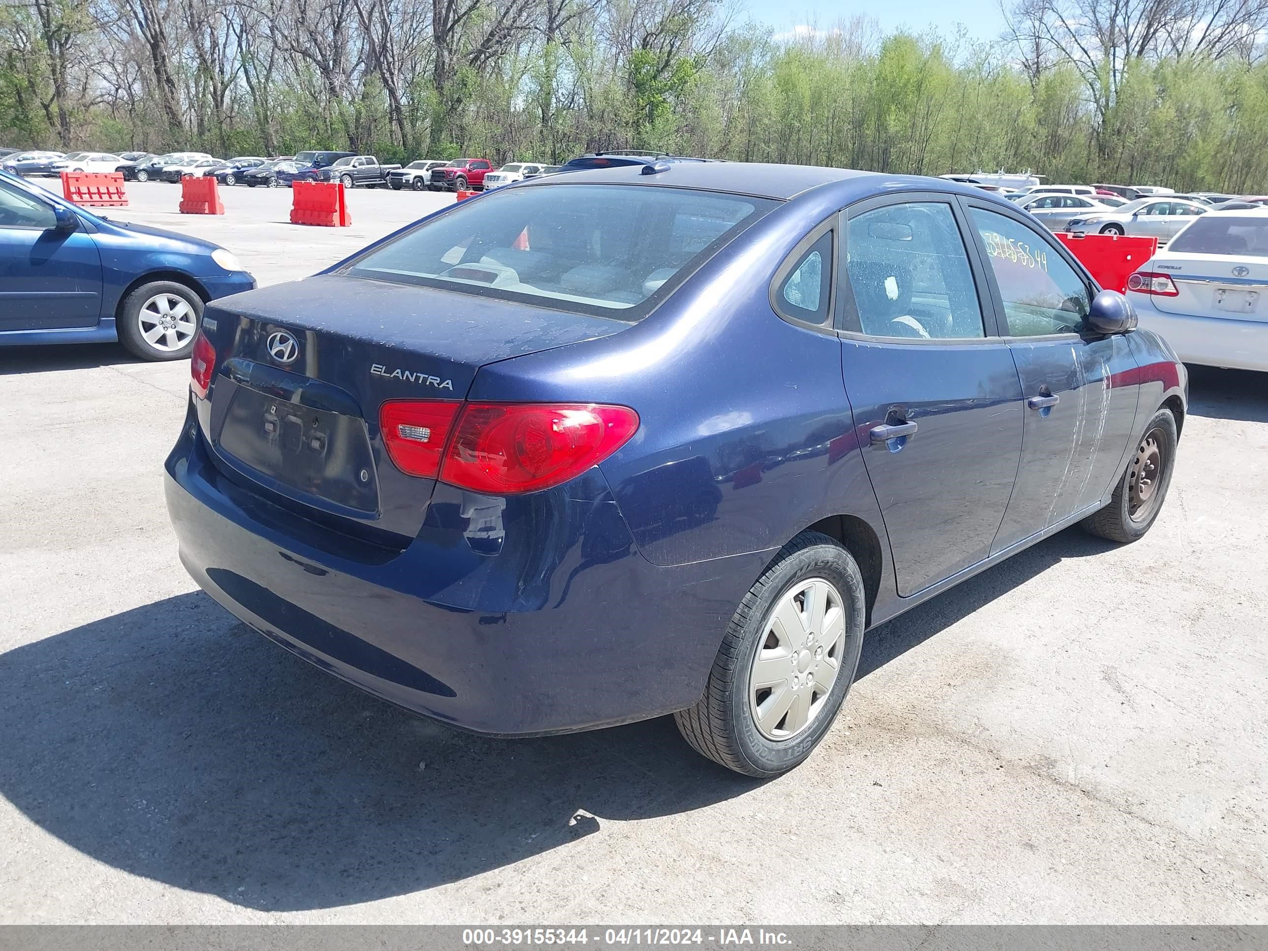 Photo 3 VIN: KMHDU46D27U106794 - HYUNDAI ELANTRA 