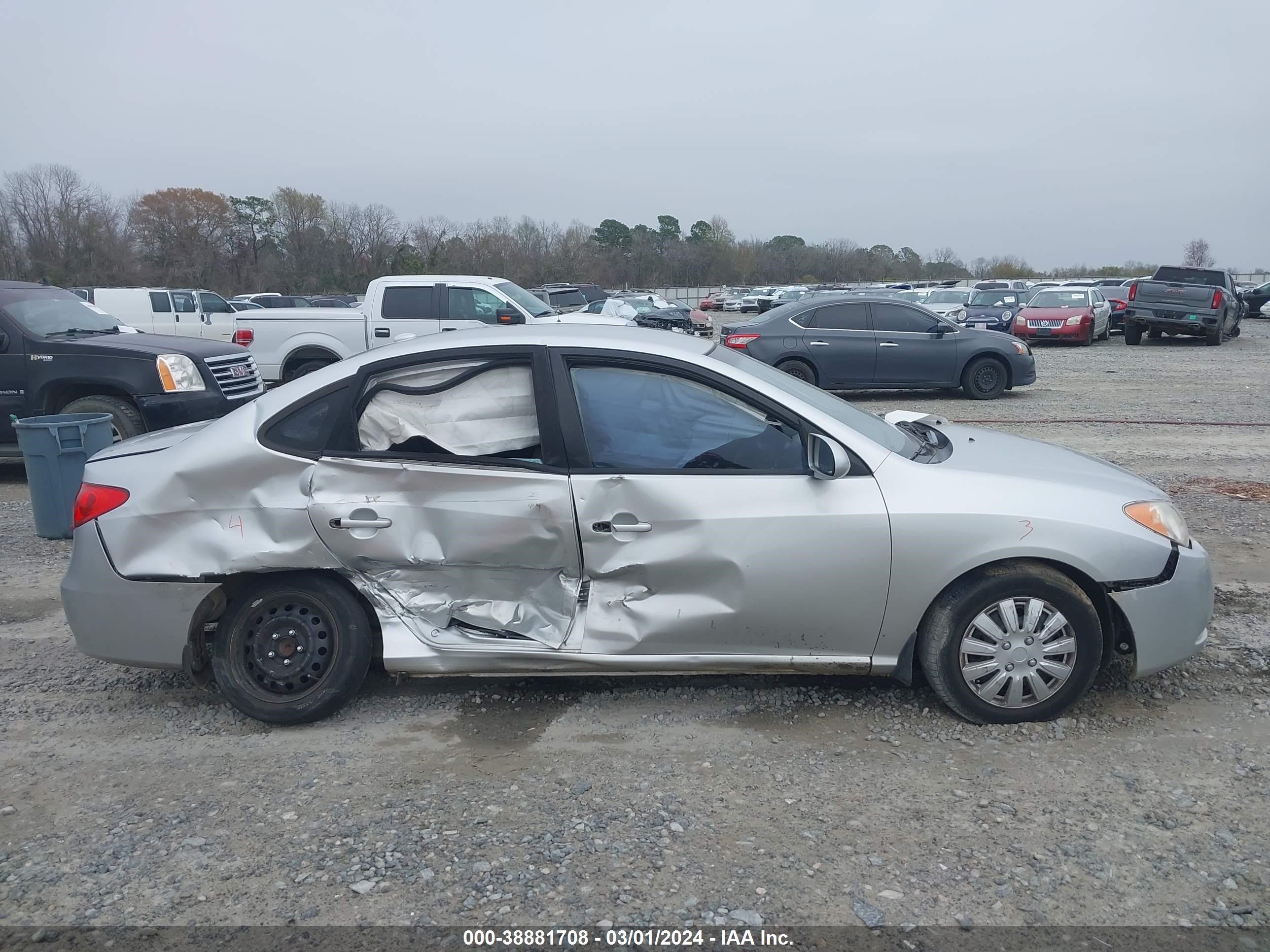 Photo 11 VIN: KMHDU46D28U491310 - HYUNDAI ELANTRA 