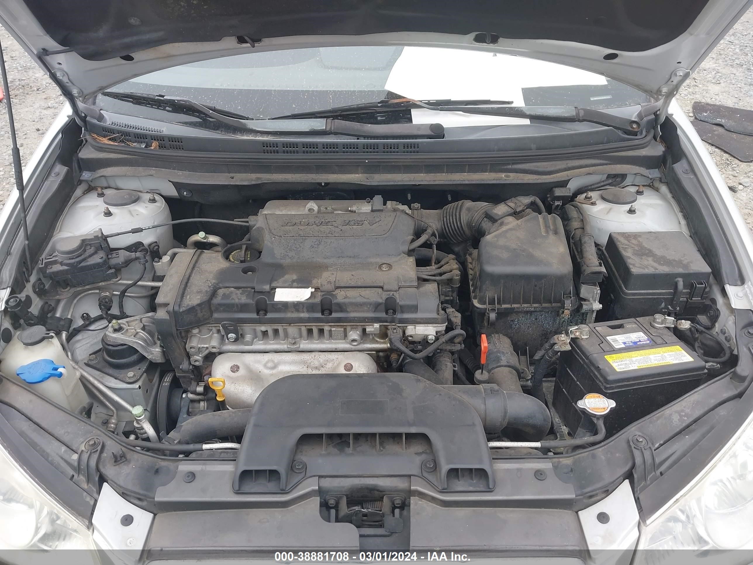 Photo 9 VIN: KMHDU46D28U491310 - HYUNDAI ELANTRA 