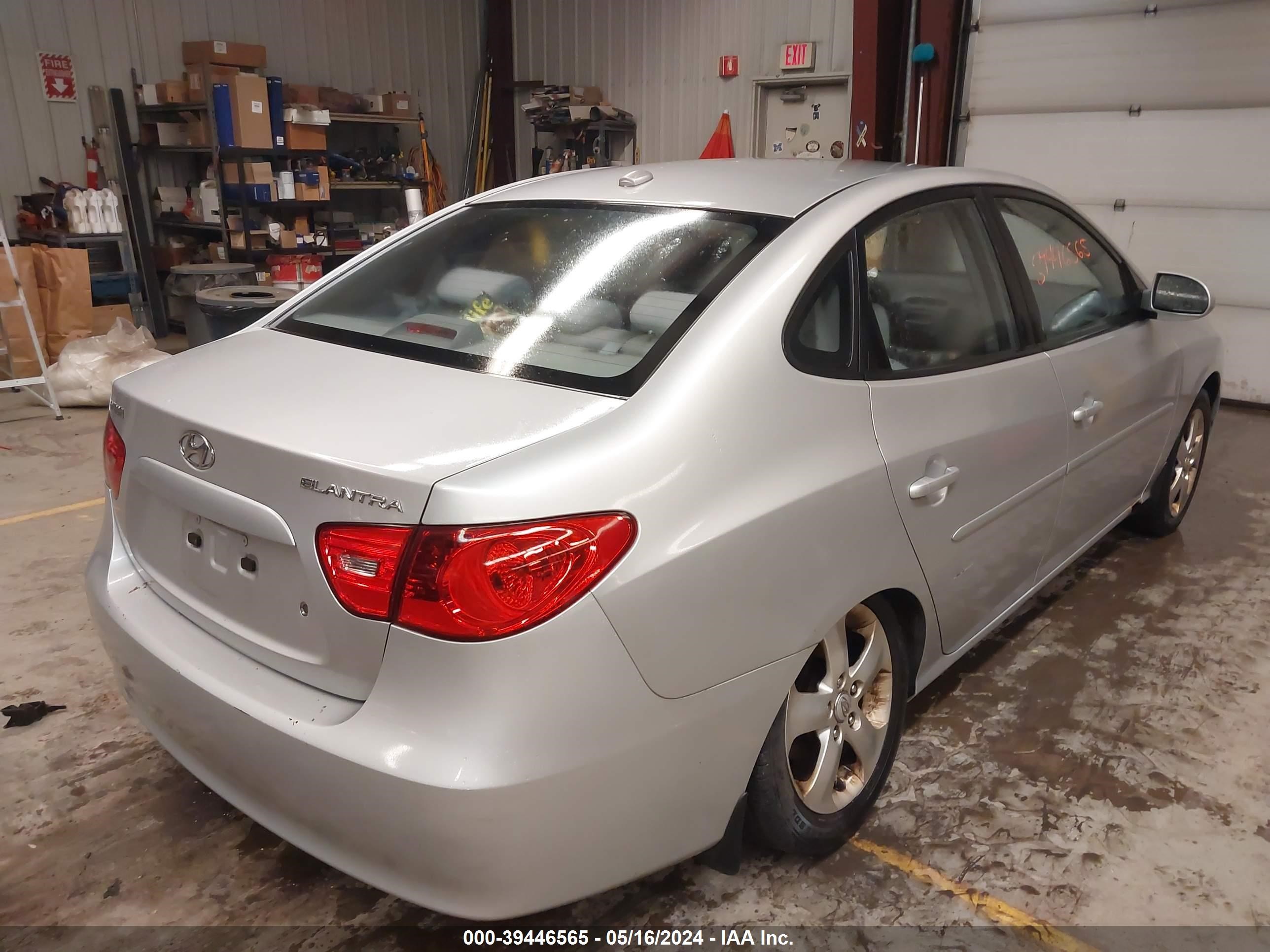 Photo 3 VIN: KMHDU46D28U499410 - HYUNDAI ELANTRA 