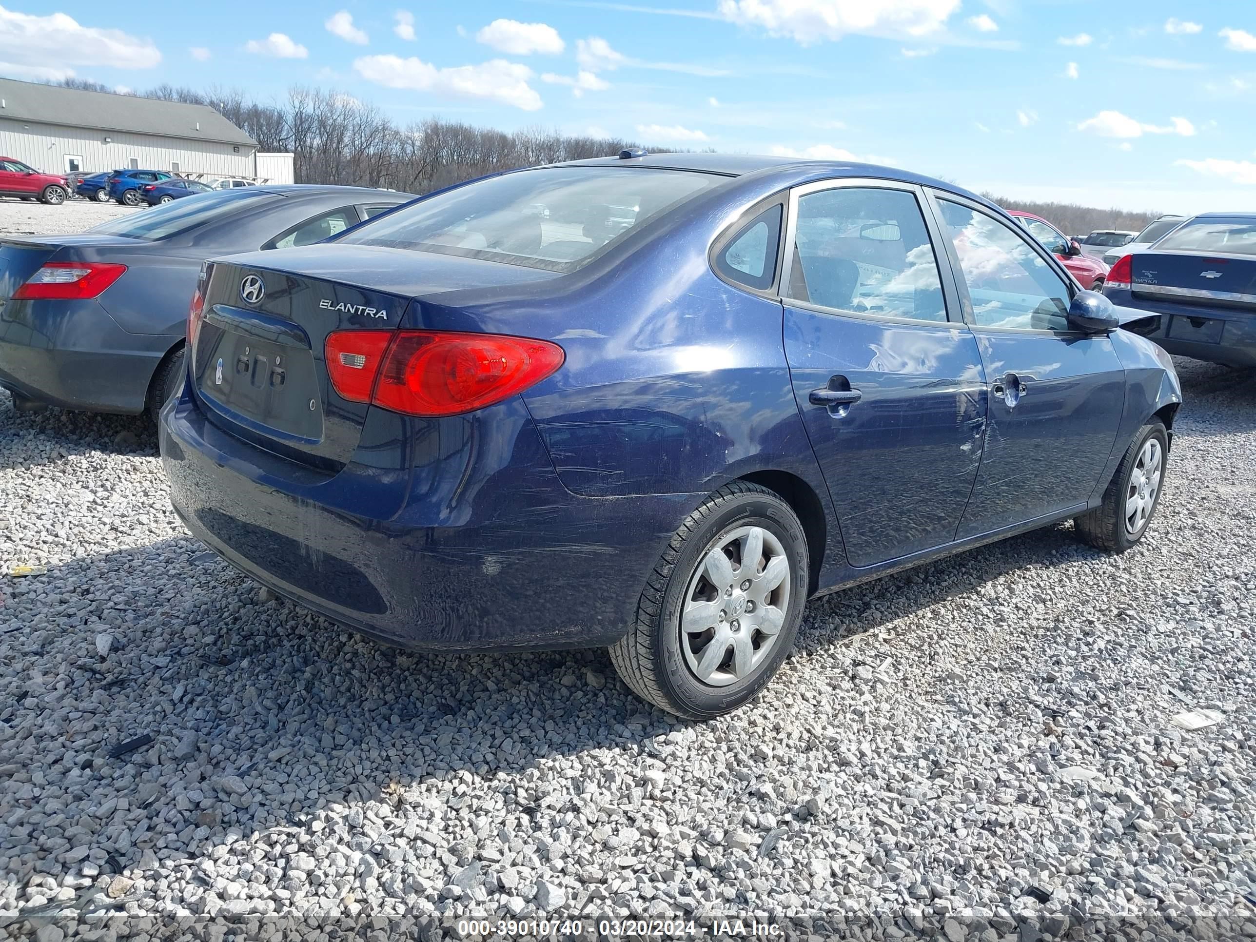 Photo 3 VIN: KMHDU46D28U577264 - HYUNDAI ELANTRA 