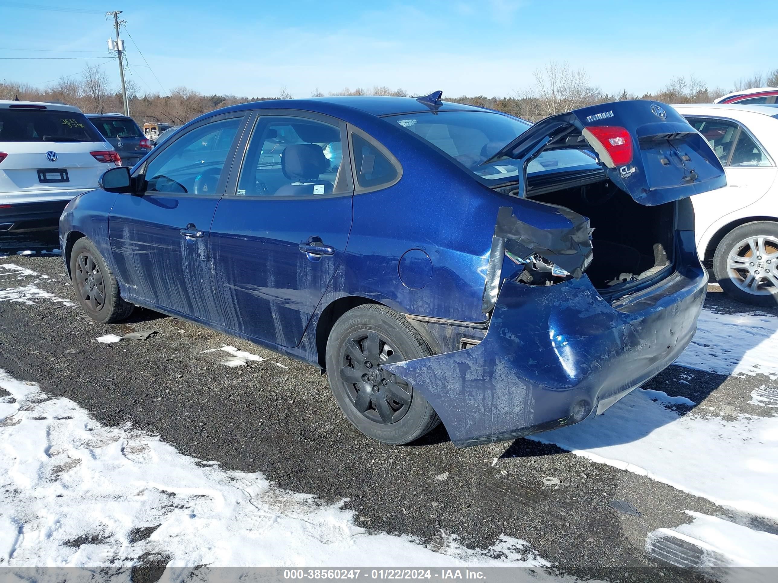 Photo 2 VIN: KMHDU46D29U667550 - HYUNDAI ELANTRA 