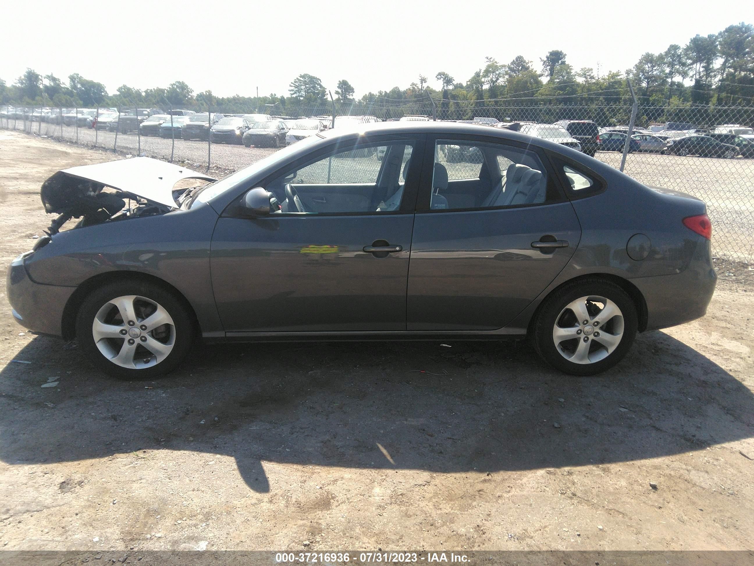 Photo 12 VIN: KMHDU46D29U695106 - HYUNDAI ELANTRA 