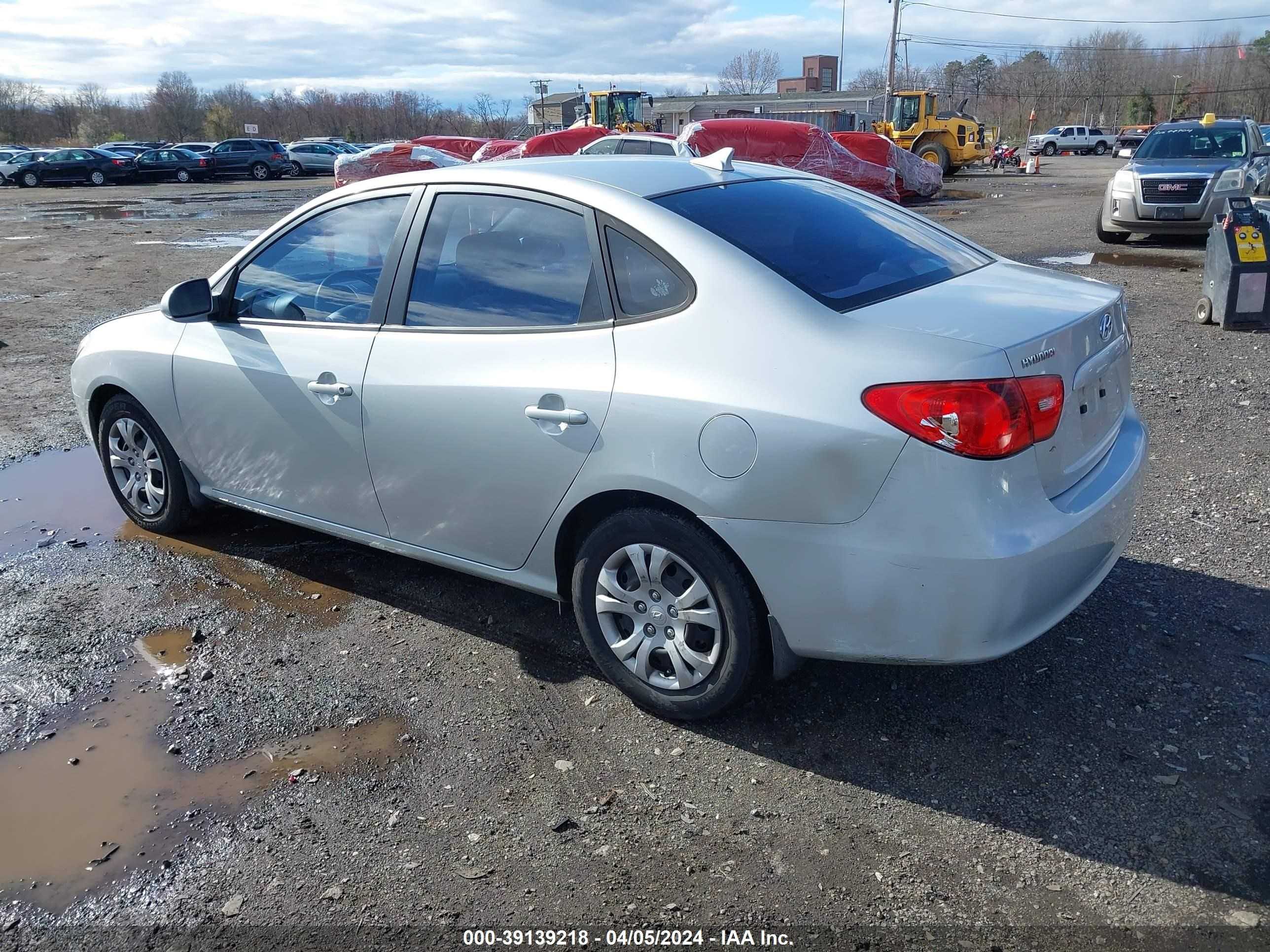 Photo 2 VIN: KMHDU46D29U702720 - HYUNDAI ELANTRA 