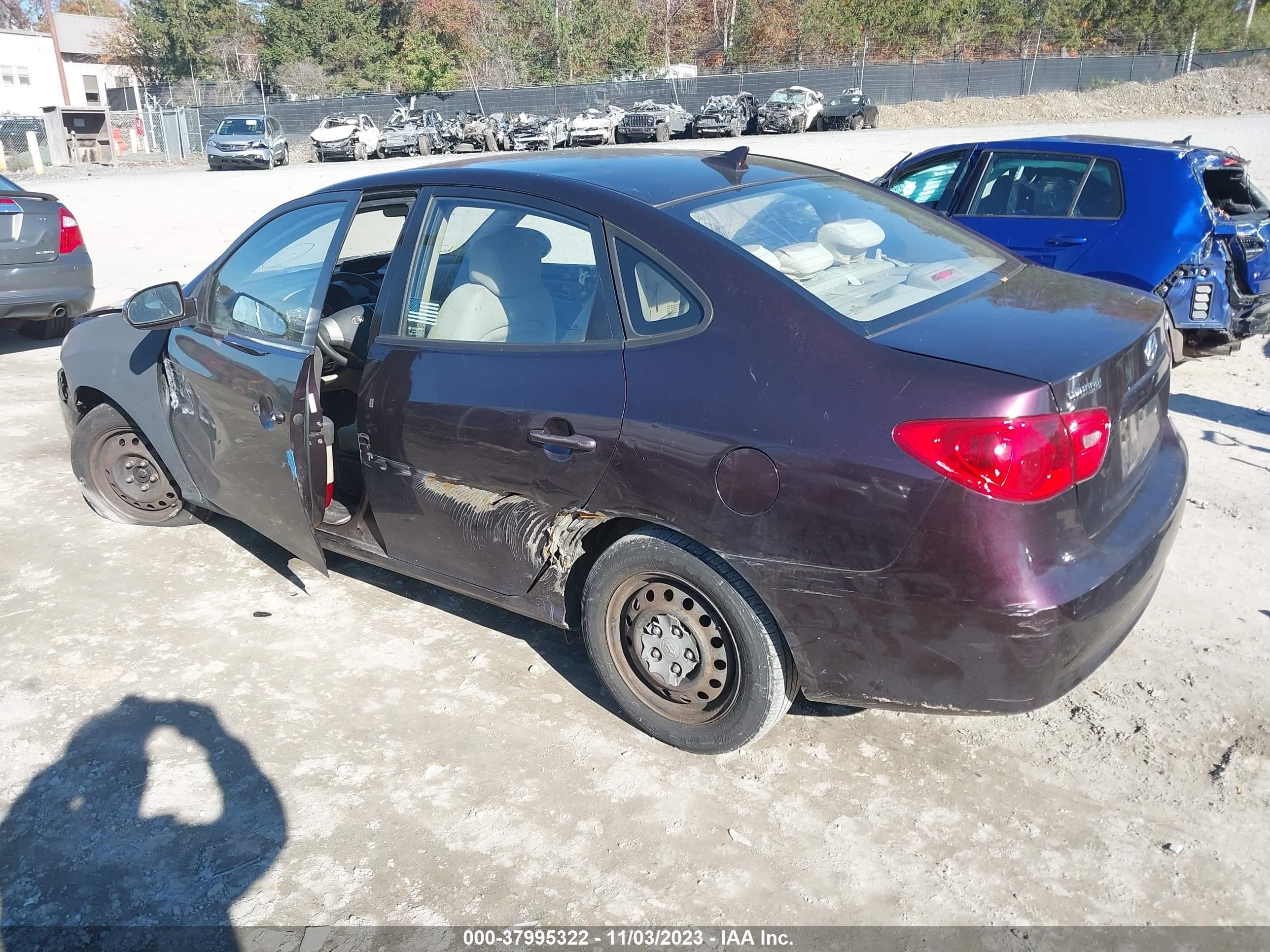 Photo 2 VIN: KMHDU46D29U782827 - HYUNDAI ELANTRA 