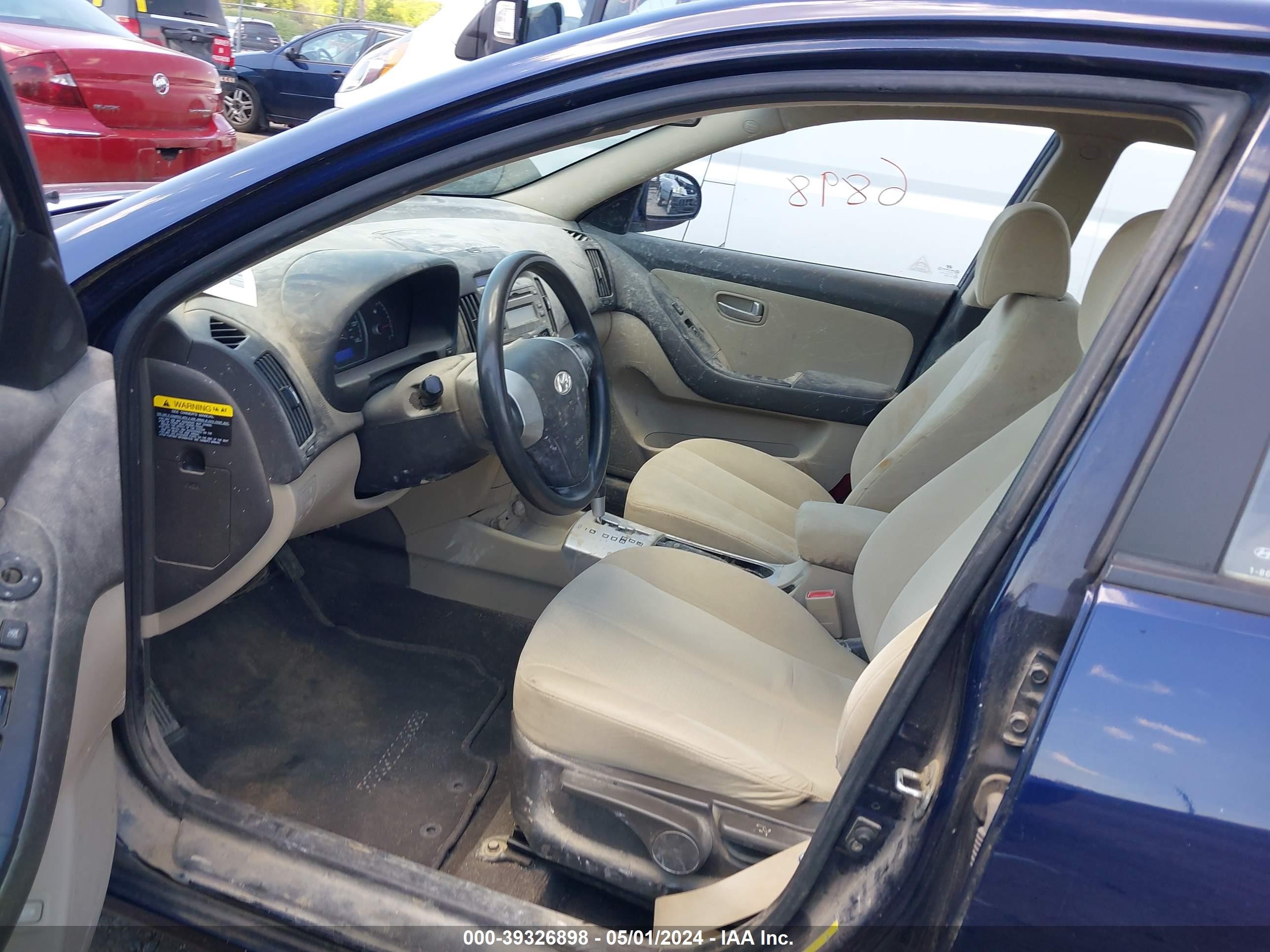 Photo 4 VIN: KMHDU46D29U807984 - HYUNDAI ELANTRA 