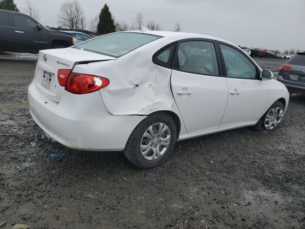 Photo 2 VIN: KMHDU46D29U812957 - HYUNDAI ELANTRA 