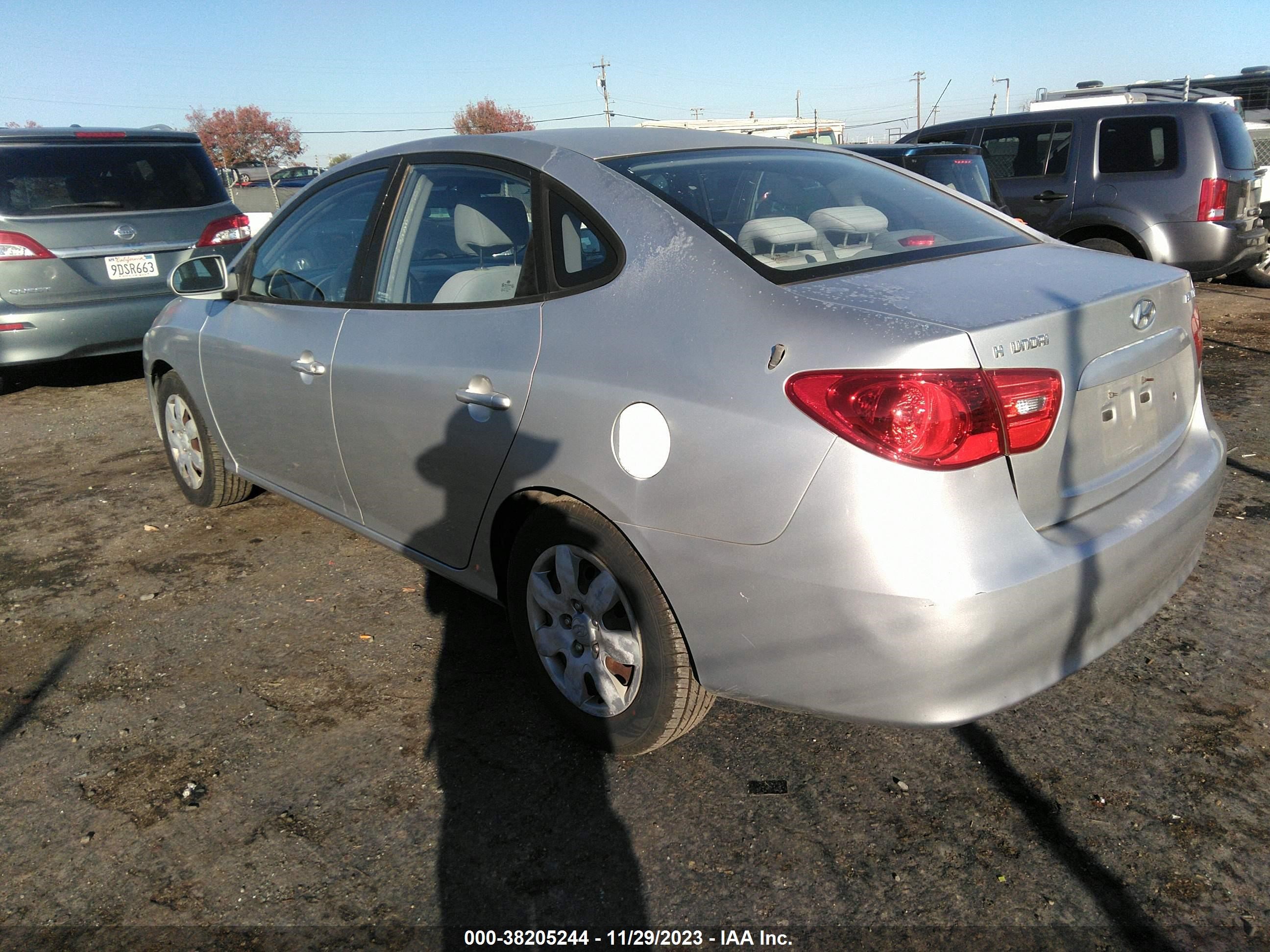 Photo 2 VIN: KMHDU46D37U038778 - HYUNDAI ELANTRA 