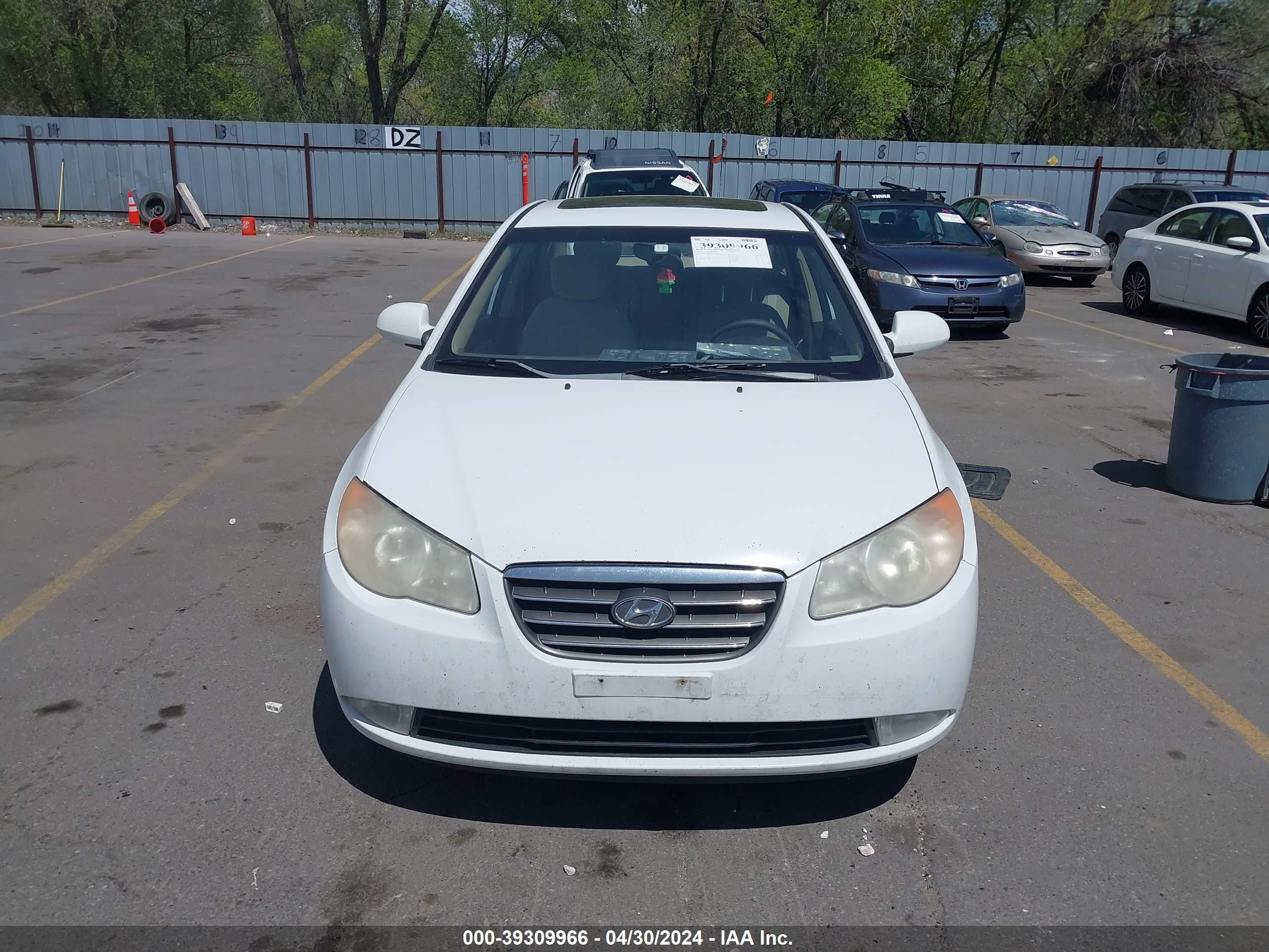 Photo 11 VIN: KMHDU46D38U363254 - HYUNDAI ELANTRA 