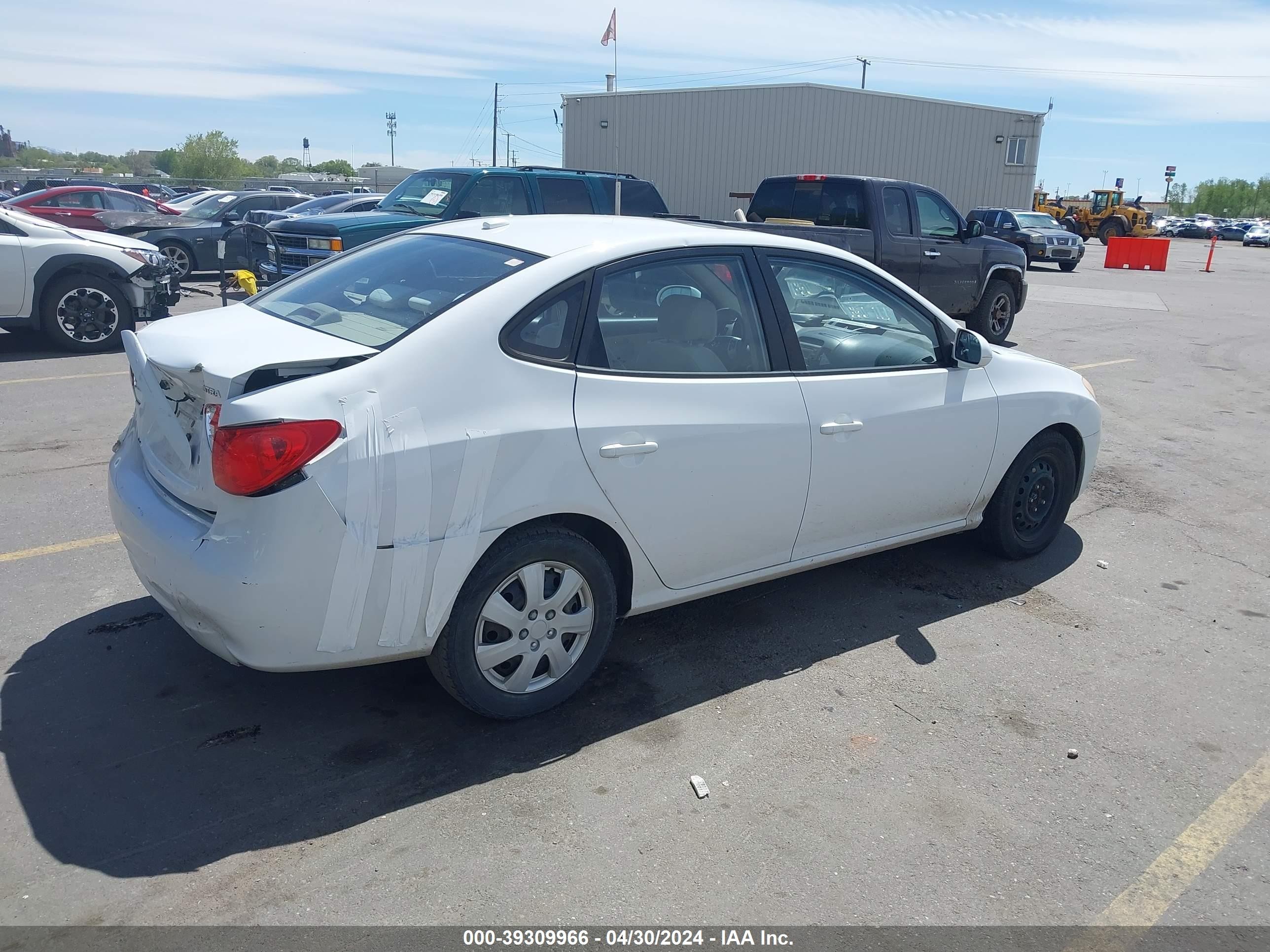 Photo 3 VIN: KMHDU46D38U363254 - HYUNDAI ELANTRA 