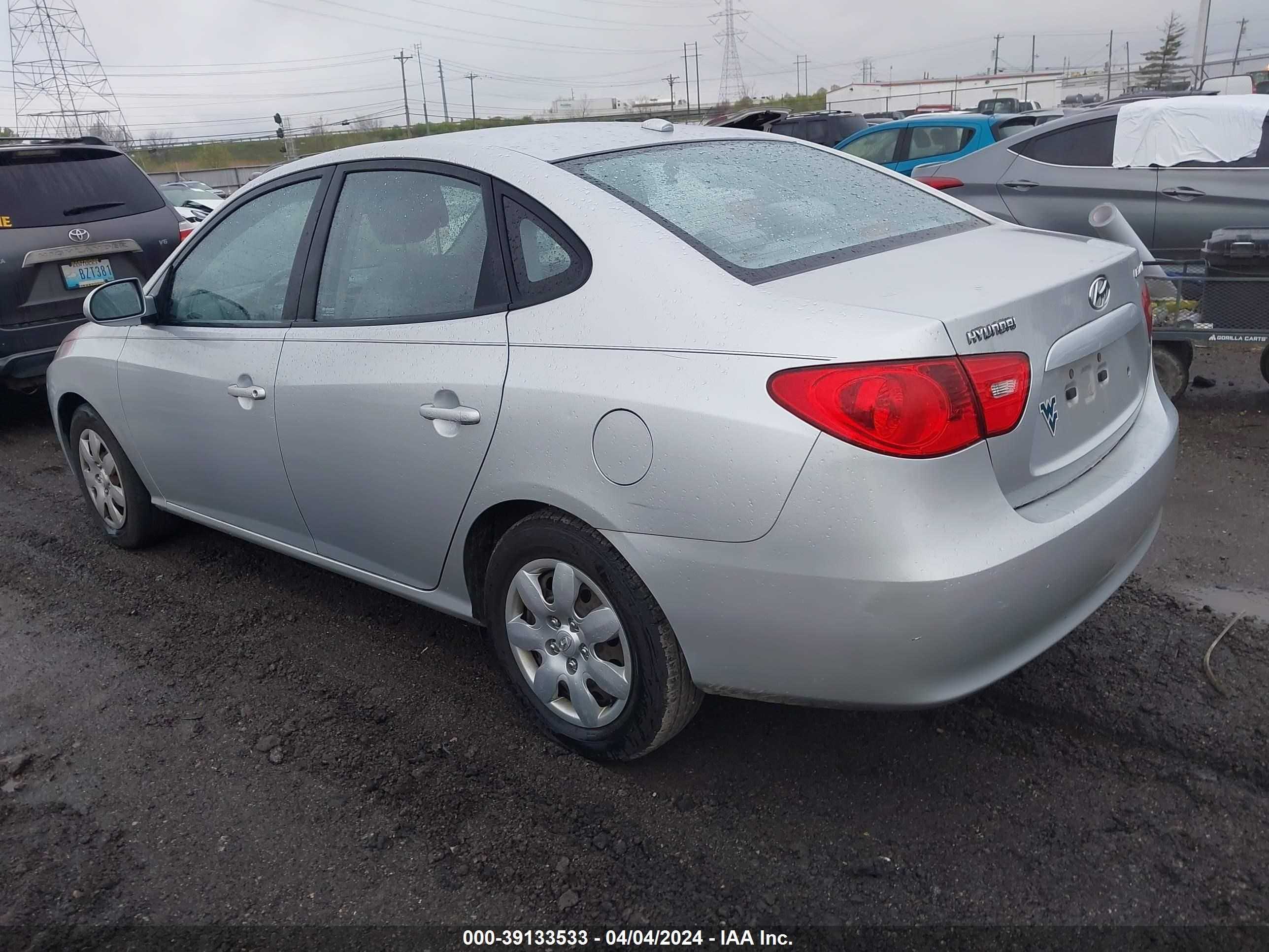 Photo 2 VIN: KMHDU46D38U412632 - HYUNDAI ELANTRA 