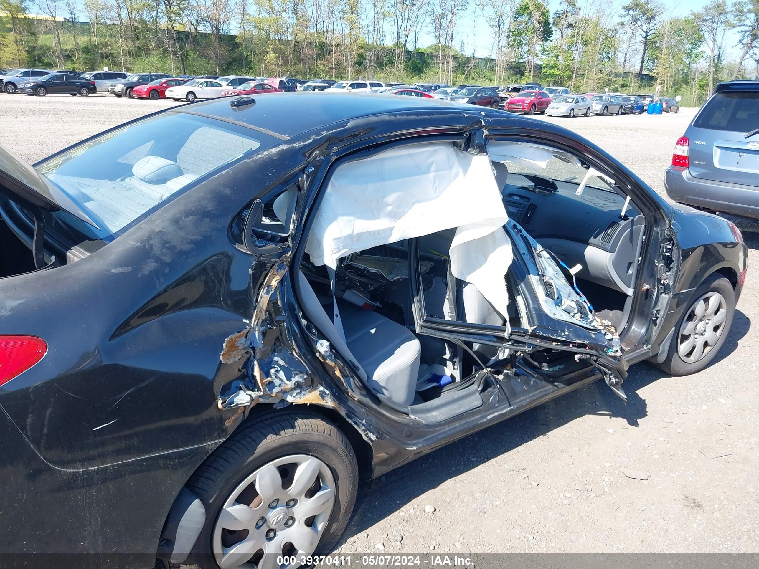 Photo 5 VIN: KMHDU46D38U489324 - HYUNDAI ELANTRA 