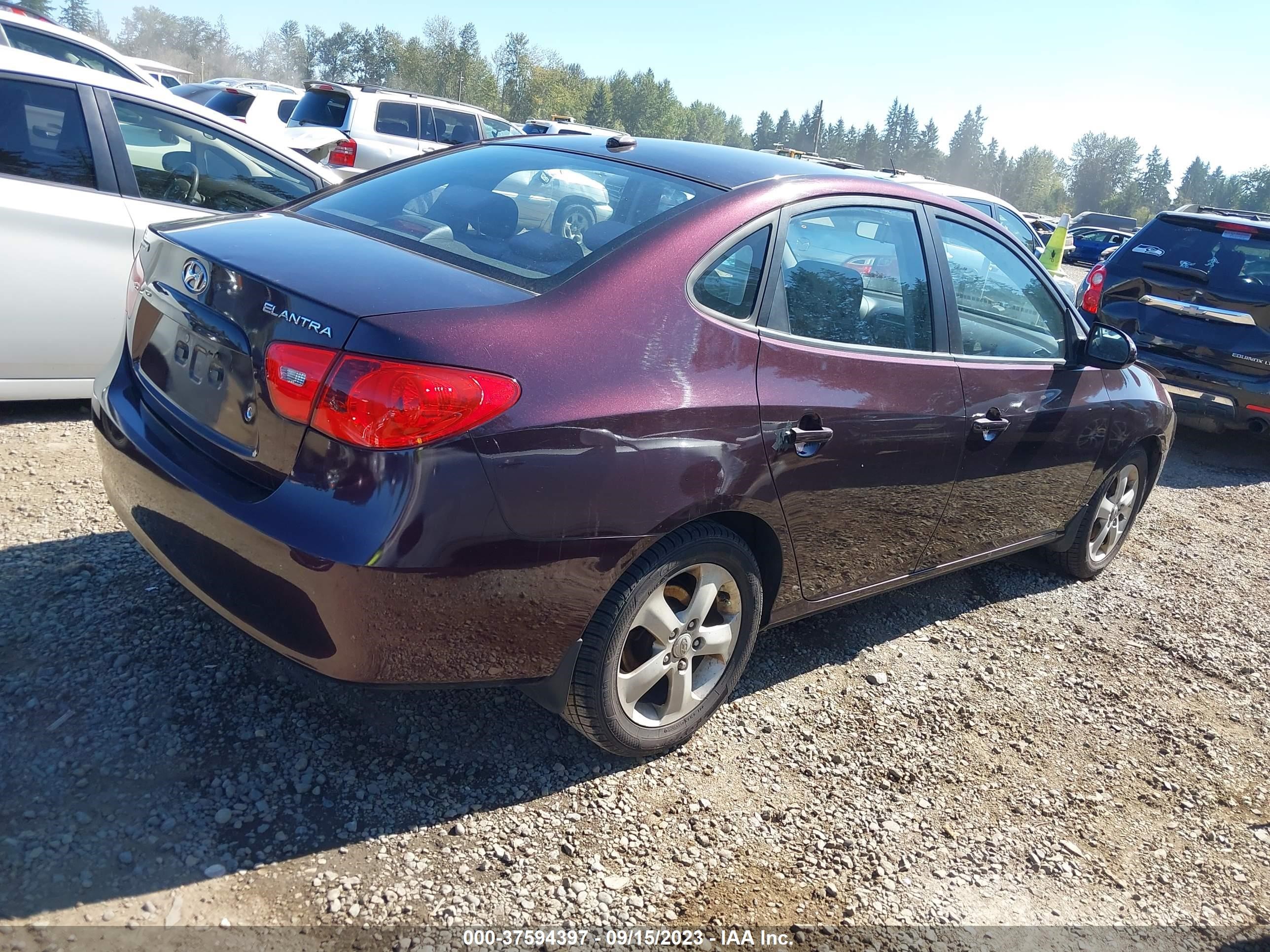 Photo 3 VIN: KMHDU46D38U579296 - HYUNDAI ELANTRA 