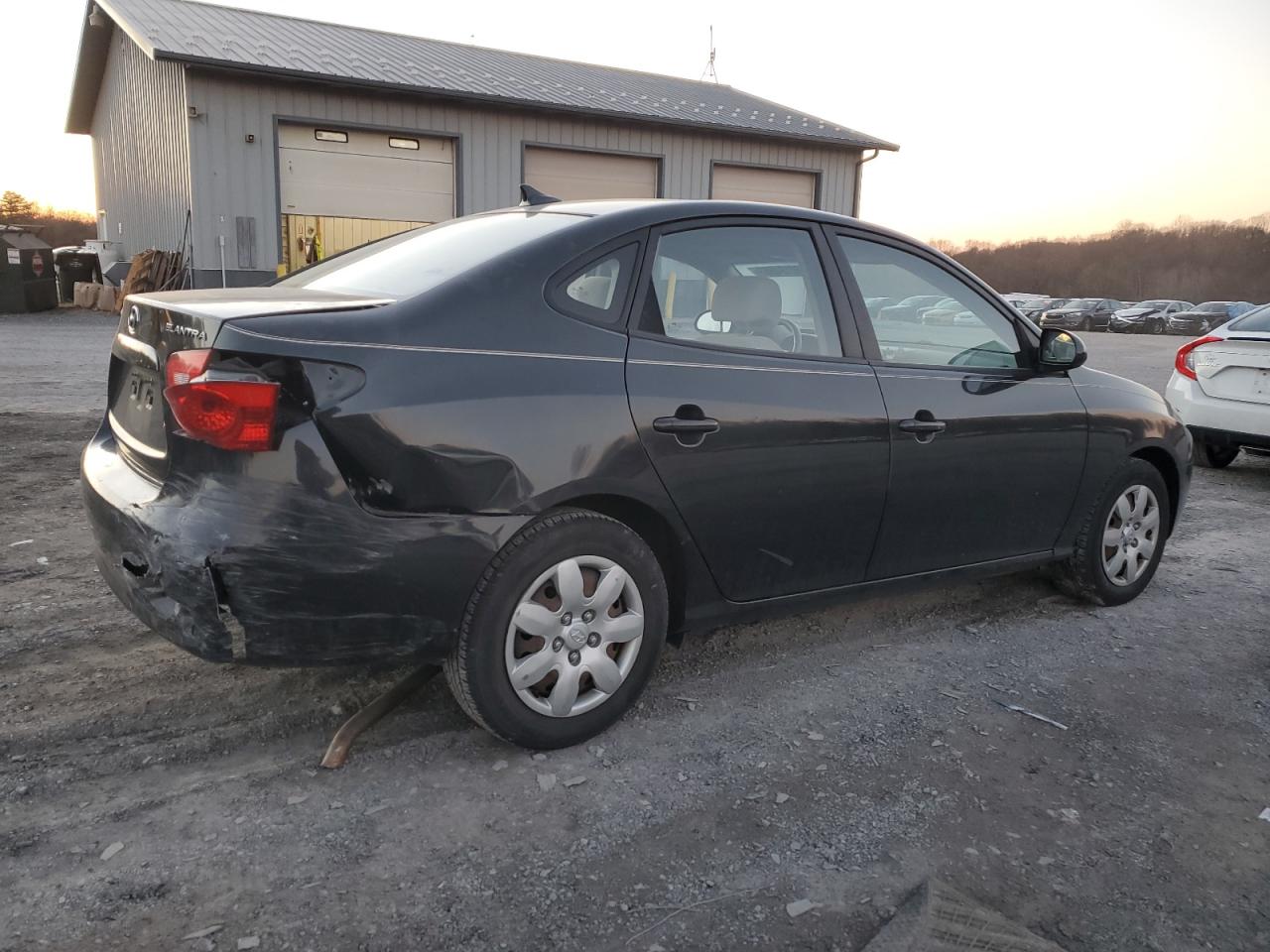 Photo 2 VIN: KMHDU46D39U666617 - HYUNDAI ELANTRA 