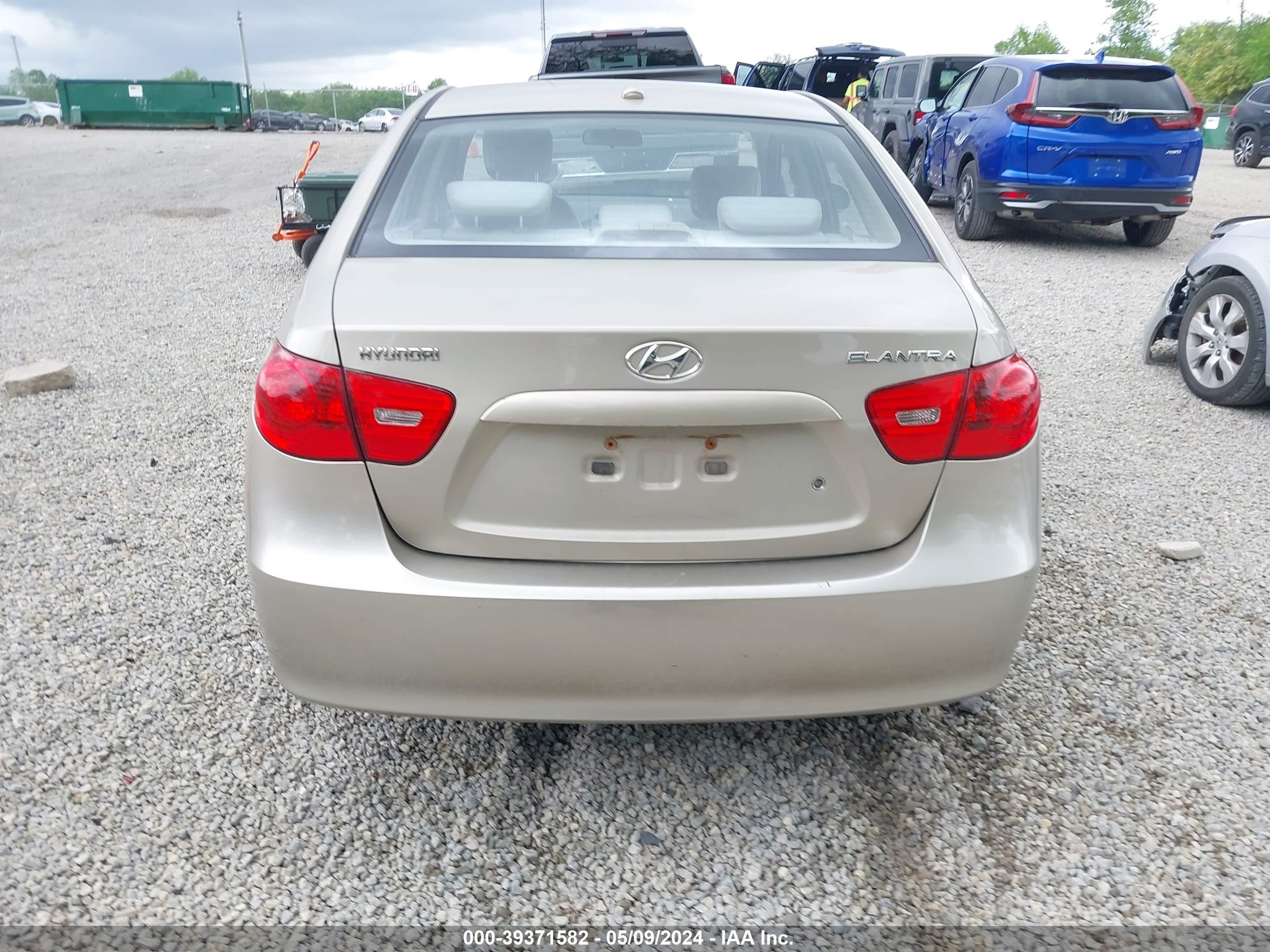 Photo 16 VIN: KMHDU46D48U323023 - HYUNDAI ELANTRA 