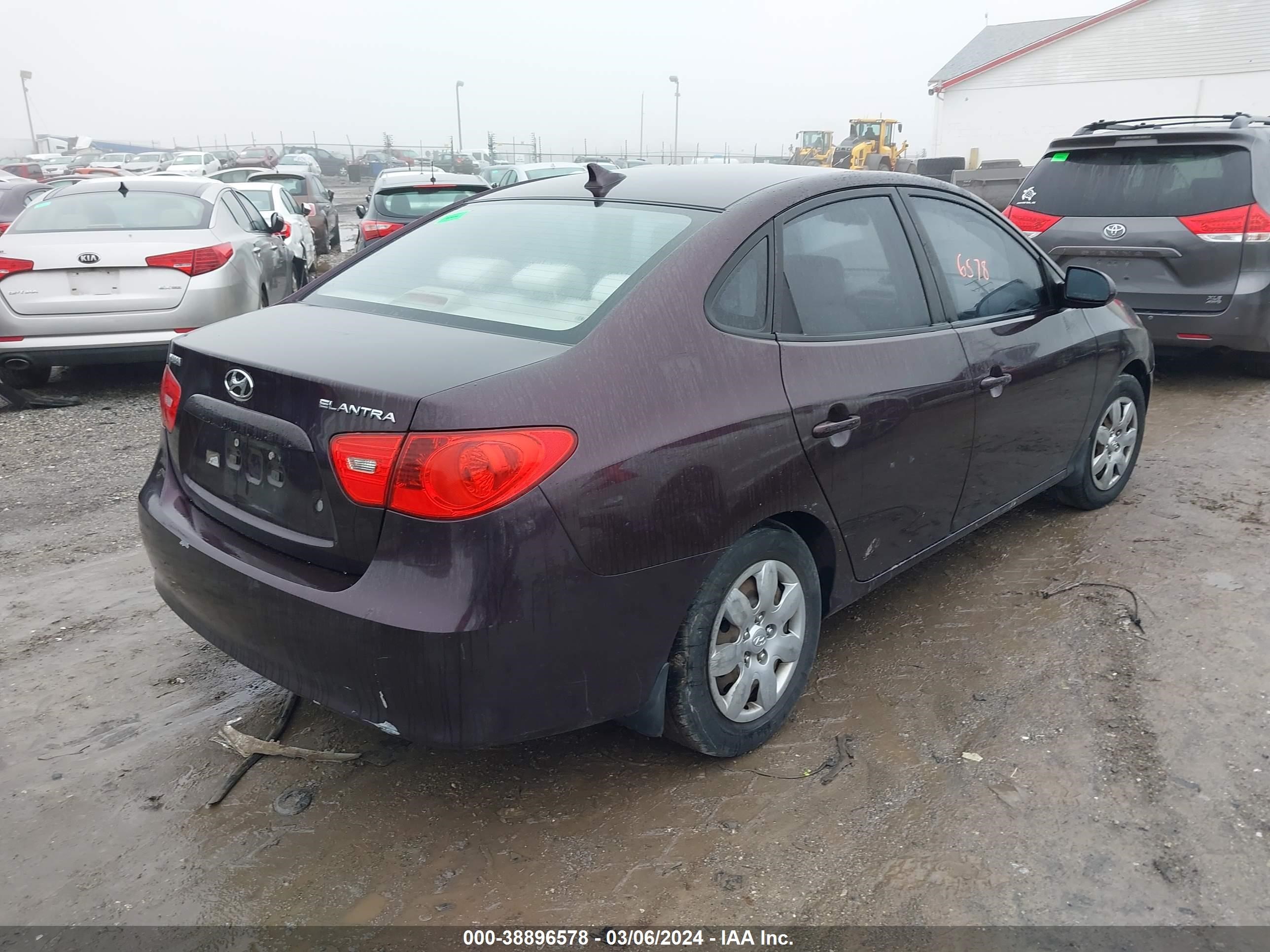 Photo 3 VIN: KMHDU46D49U671731 - HYUNDAI ELANTRA 