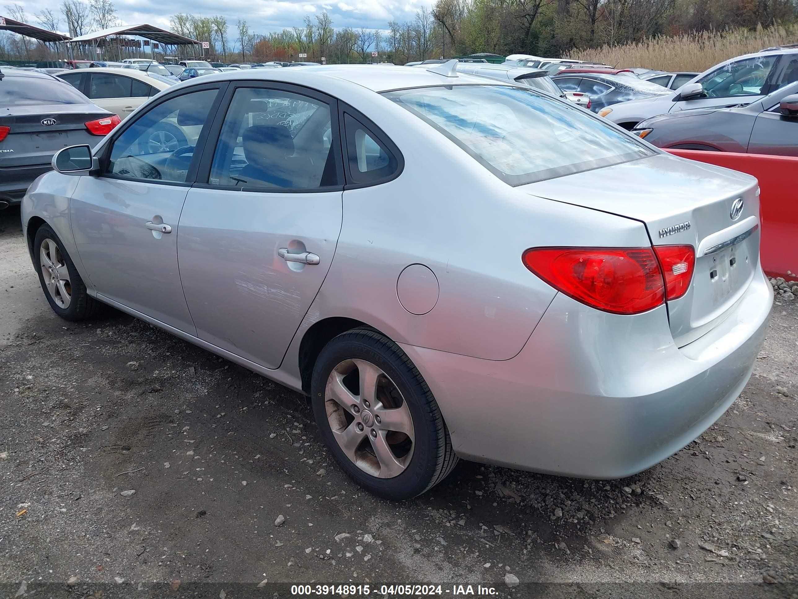 Photo 2 VIN: KMHDU46D49U766693 - HYUNDAI ELANTRA 