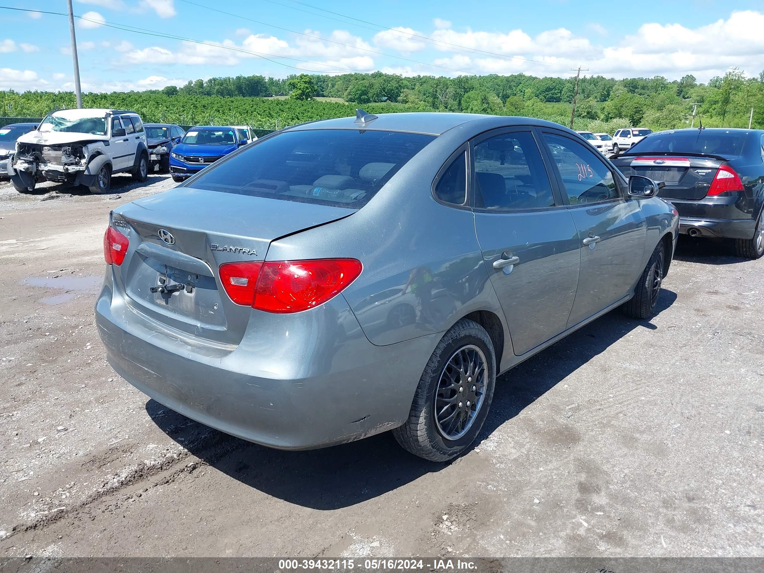 Photo 3 VIN: KMHDU46D49U825287 - HYUNDAI ELANTRA 